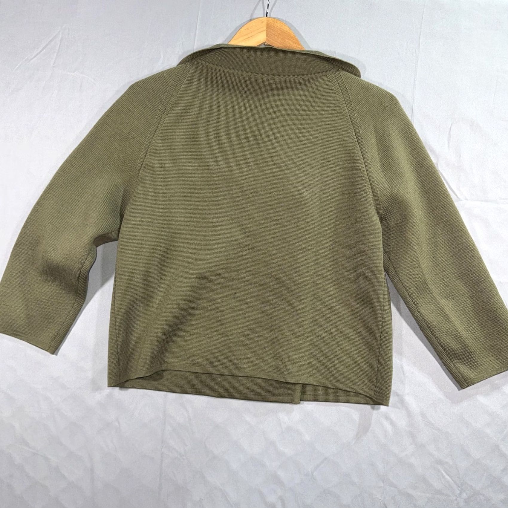 I. Magnin VINTAGE I. Magnin & Co Cardigan Sweater Womens M Green 3/4 Sleeve Italy Buttons Raglan Knit Wool Classic Size M / US 6-8 / IT 42-44 - 2 Thumbnail