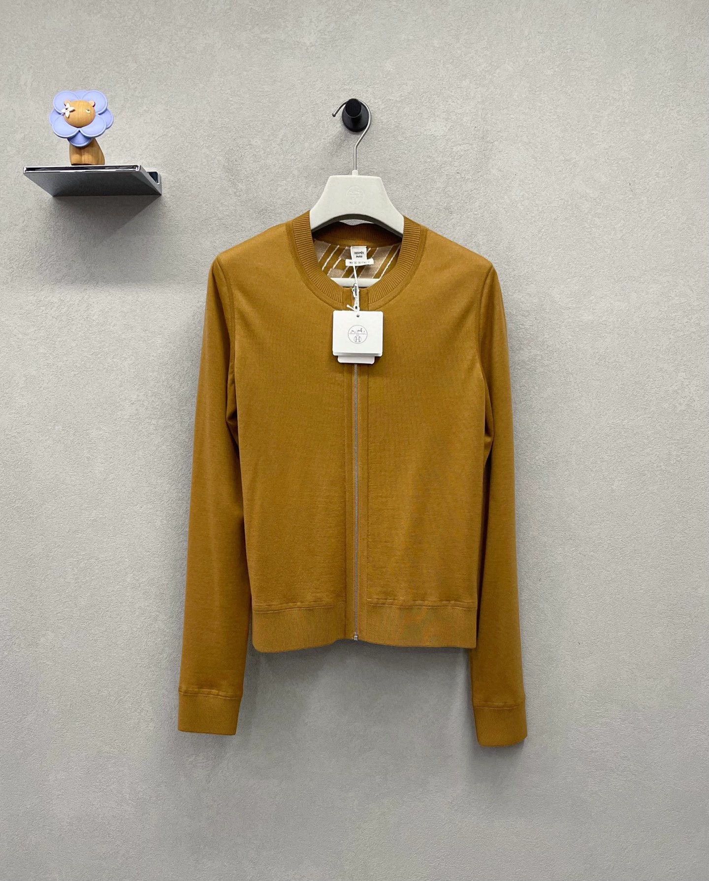 Hermes Hermes Caramel Zip-Up Cardigan Size US S / EU 44-46 / 1 - 1 Thumbnail