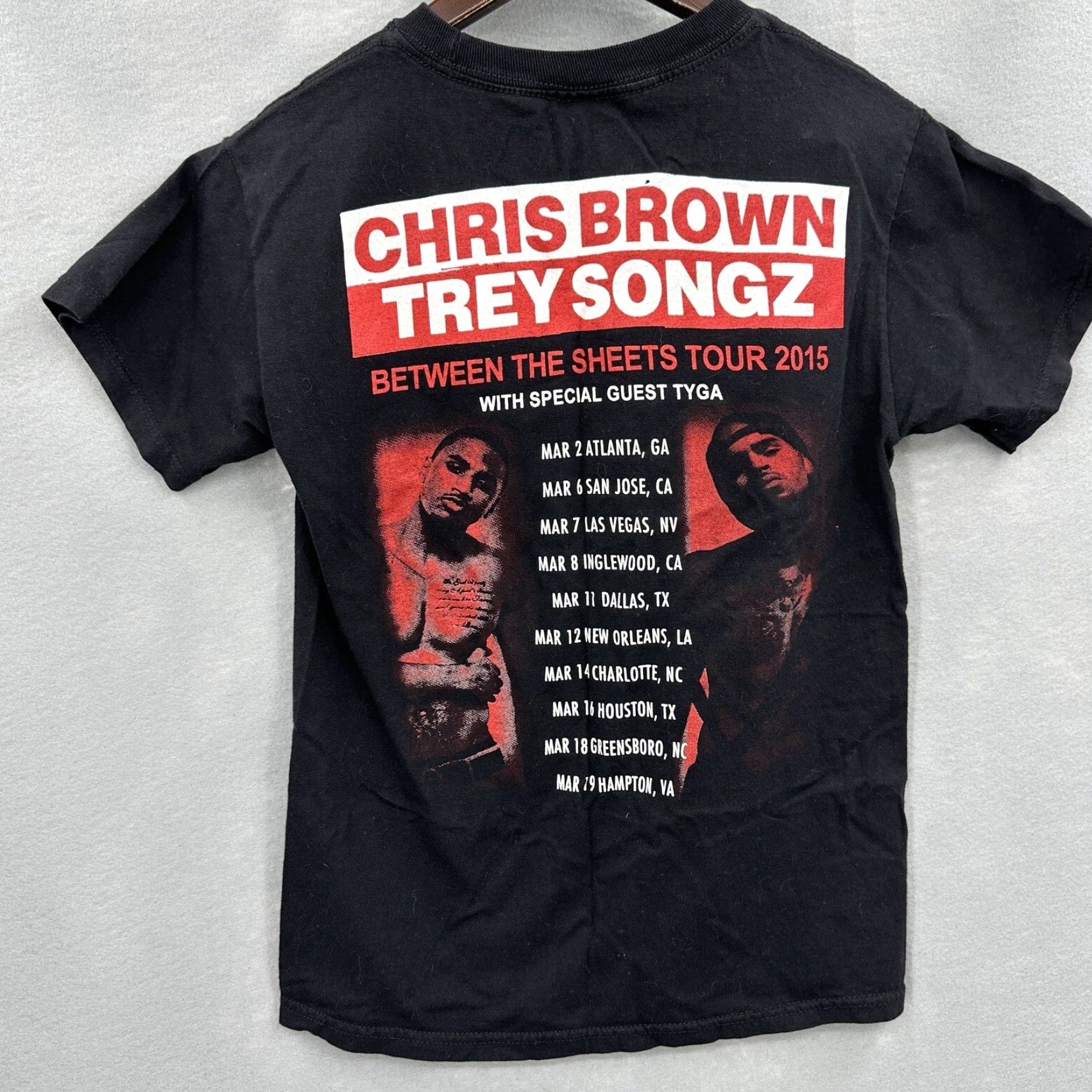 Vintage Between The Sheets Tour Shirt Mens Small Black Chris Brown Trey Songz Tyga Concert Merchandise Shirt Mens Size US S / EU 44-46 / 1 - 7 Thumbnail
