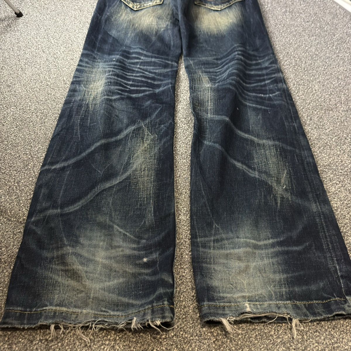 Le Grande Bleu (L.G.B.) Insane Vintage Exotic Flared Gothic Lolita Distressed Jeans Size US 32 / EU 48 - 10 Thumbnail