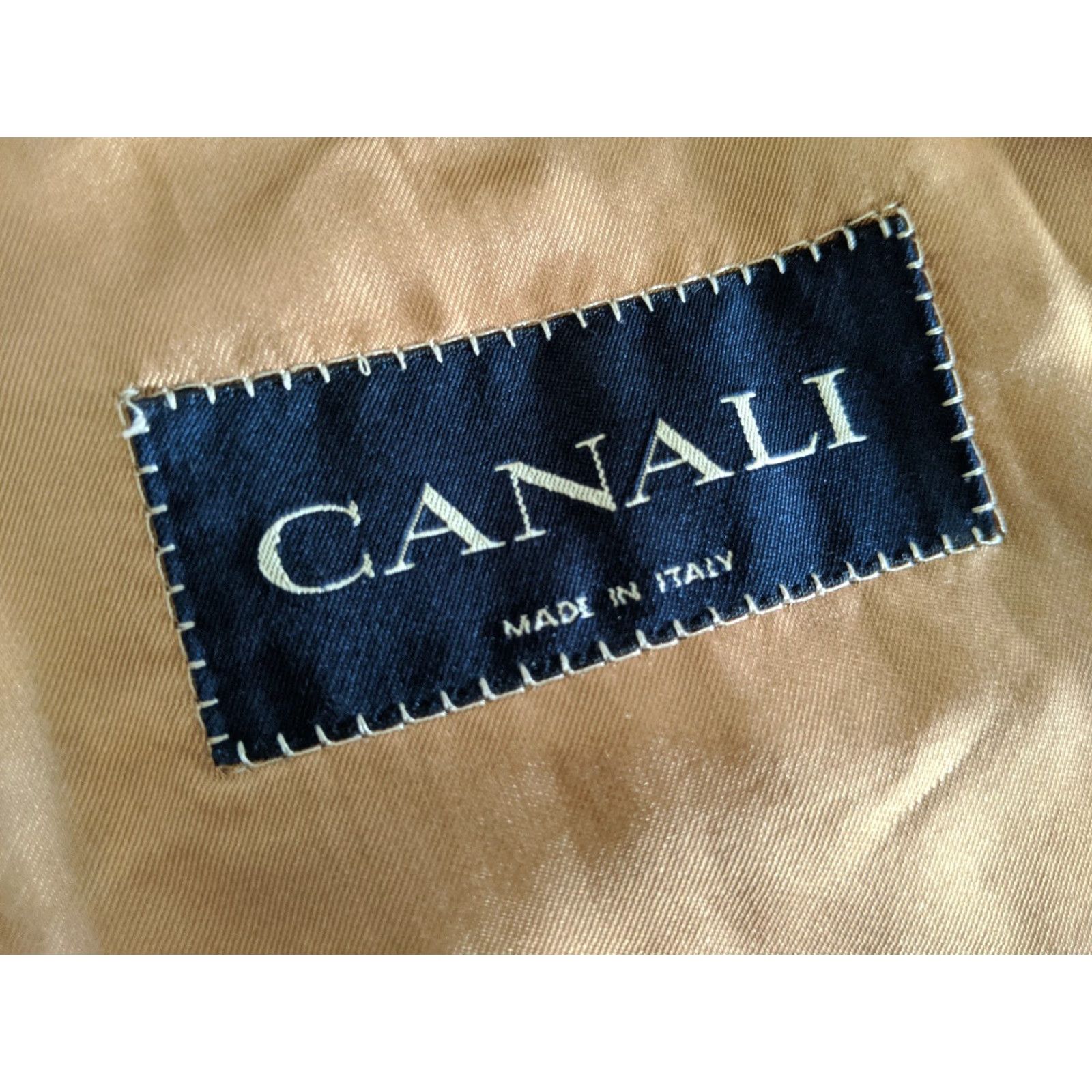 Canali VINTAGE Canali Sport Coat Jacket THREE-BUTTON 100% Cashmere Brown Ticket Pocket Notch Lapel Herringbone Regular 44R EUC Mens Size US S / EU 44-46 / 1 - 7 Thumbnail