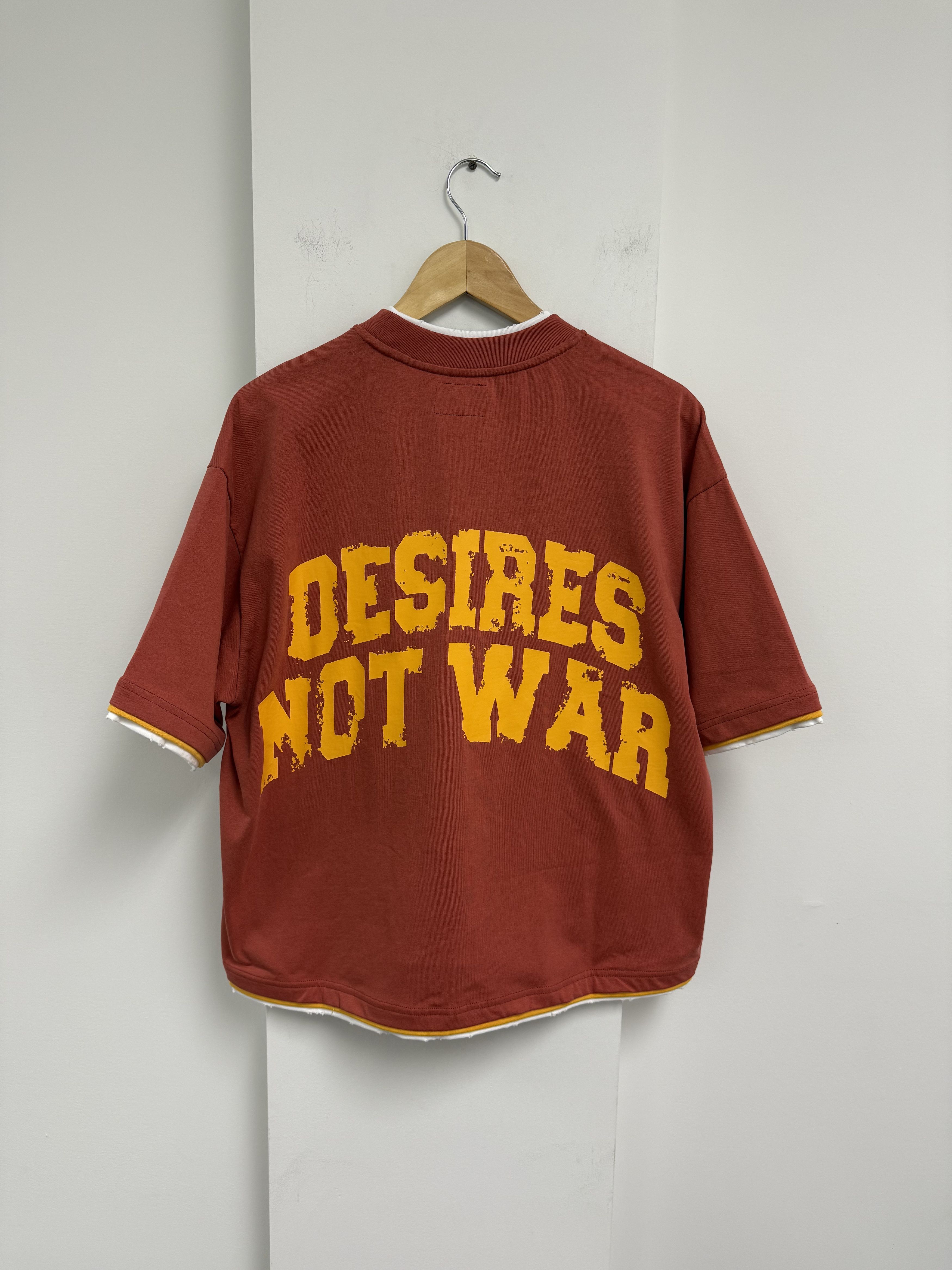 Bottega Desires Bottega Desires War tee Size US M / EU 48-50 / 2 - 2 Thumbnail
