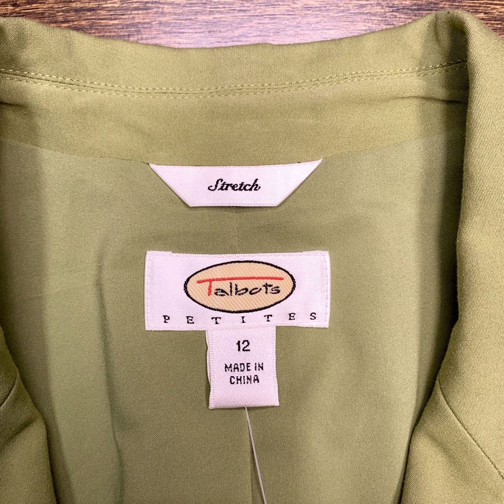 Talbots Talbots Petites Blazer 12 Green Silk Stretch Career New Blazer Jacket Single-Breasted Notch Lapel Womens 12P Solid Long Sleeve Size XL / US 12-14 / IT 48-50 - 4 Thumbnail