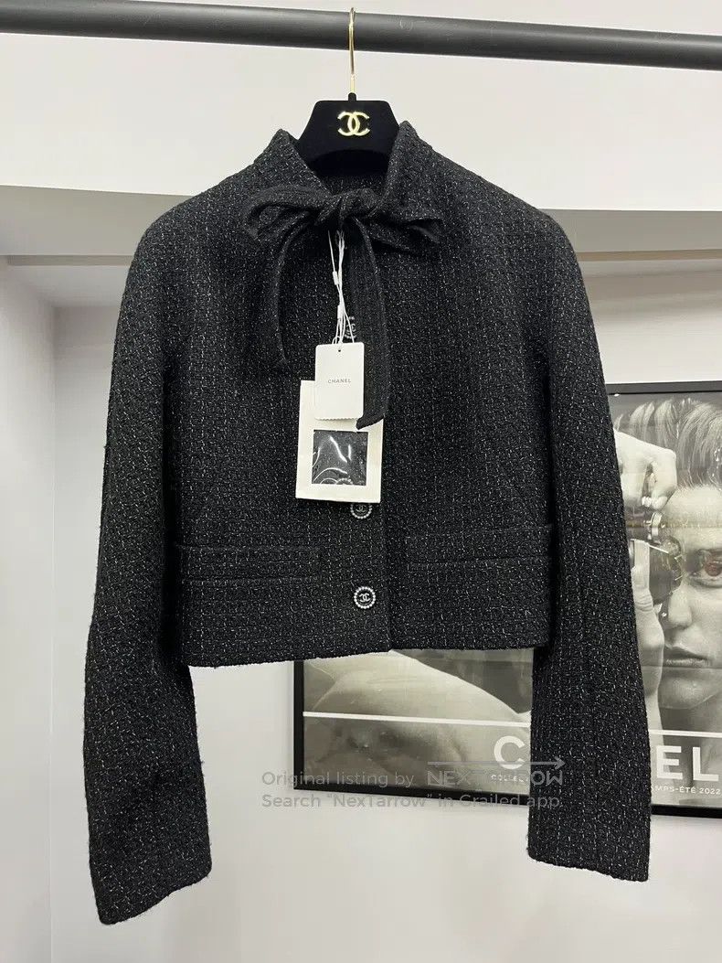 Chanel Chanel 24B black bow tweed jacket Size XXS / US 00 / IT 34 - 1 Thumbnail