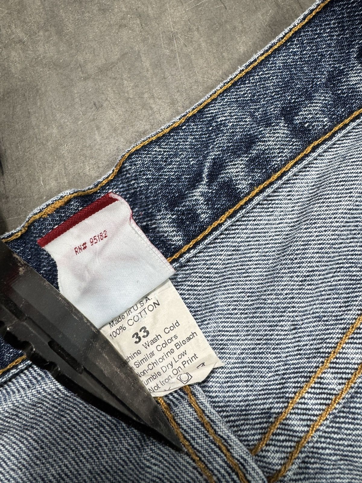 Vintage ᶠᵃⁿᶜʸᵍᵘʸ Vintage Baggy Washed Denim Jeans Wide leg Y2K Size US 34 / EU 50 - 7 Thumbnail