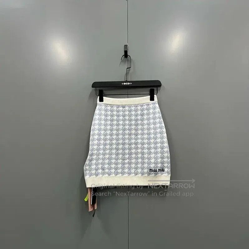 Miu Miu Miu Miu Blue Wool Short Skirt for Women . Size 26" / US 2 / IT 38 - 1 Thumbnail