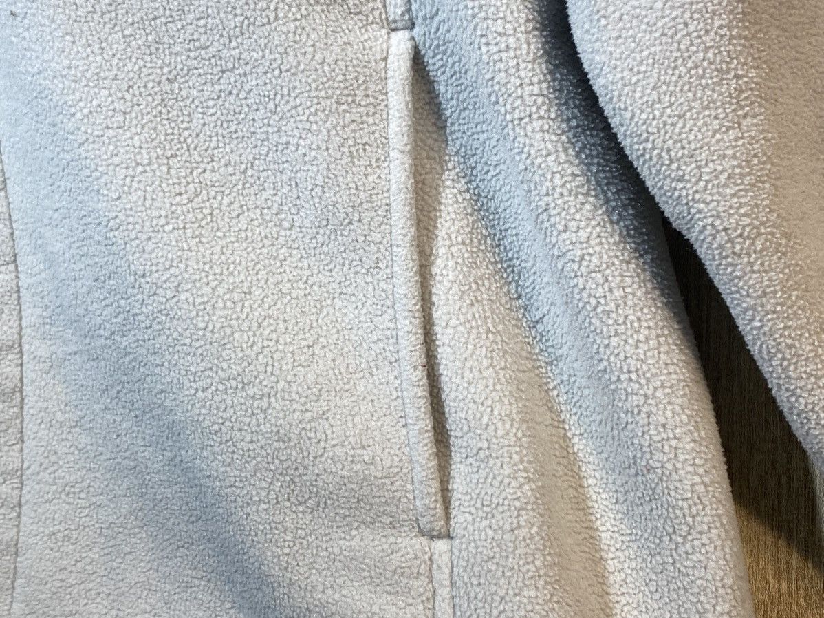 Jack Wolfskin Jack Wilfskin Nanuk womens Fullzip fleece size L Size L / US 10 / IT 46 - 2 Thumbnail