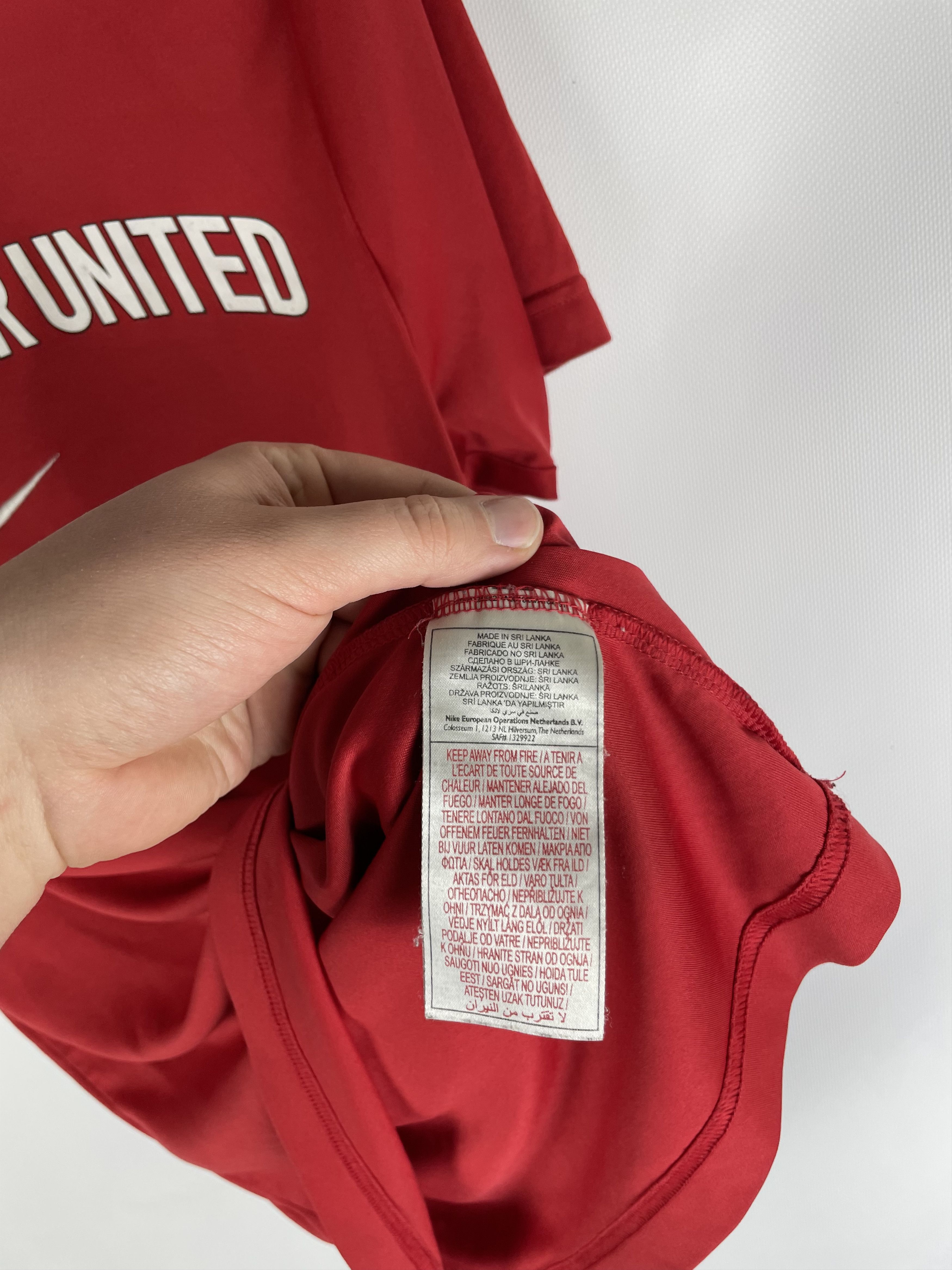 Nike Vintage Nike Manchester United red tee Y2k Size US M / EU 48-50 / 2 - 7 Thumbnail