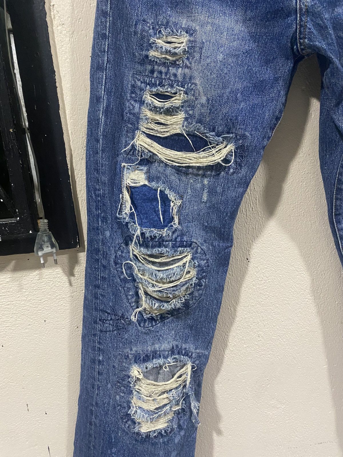Von Dutch Von Dutch 2000s Patch Distressed Design Denim Size US 30 / EU 46 - 5 Thumbnail