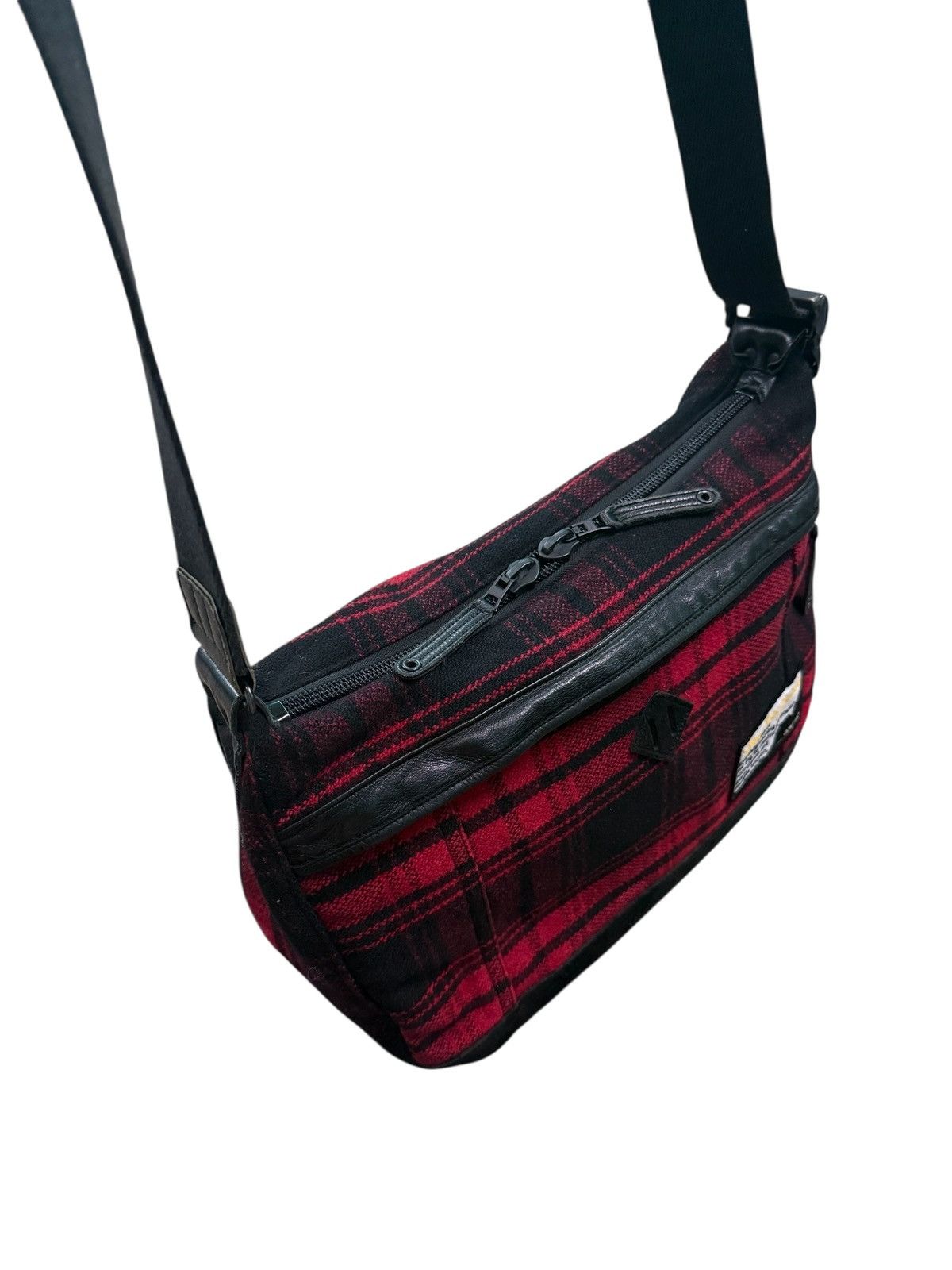 MasterPiece RARE MASTERPIECE PLAID WOOL MASSENGER BAG Size ONE SIZE - 8 Thumbnail