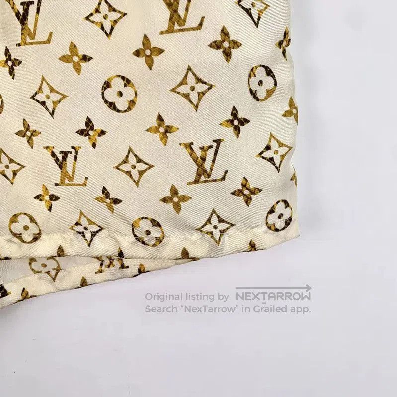 Louis Vuitton Louis Vuitton Beige Silk XXS Women's Shorts . Size 22" - 4 Thumbnail