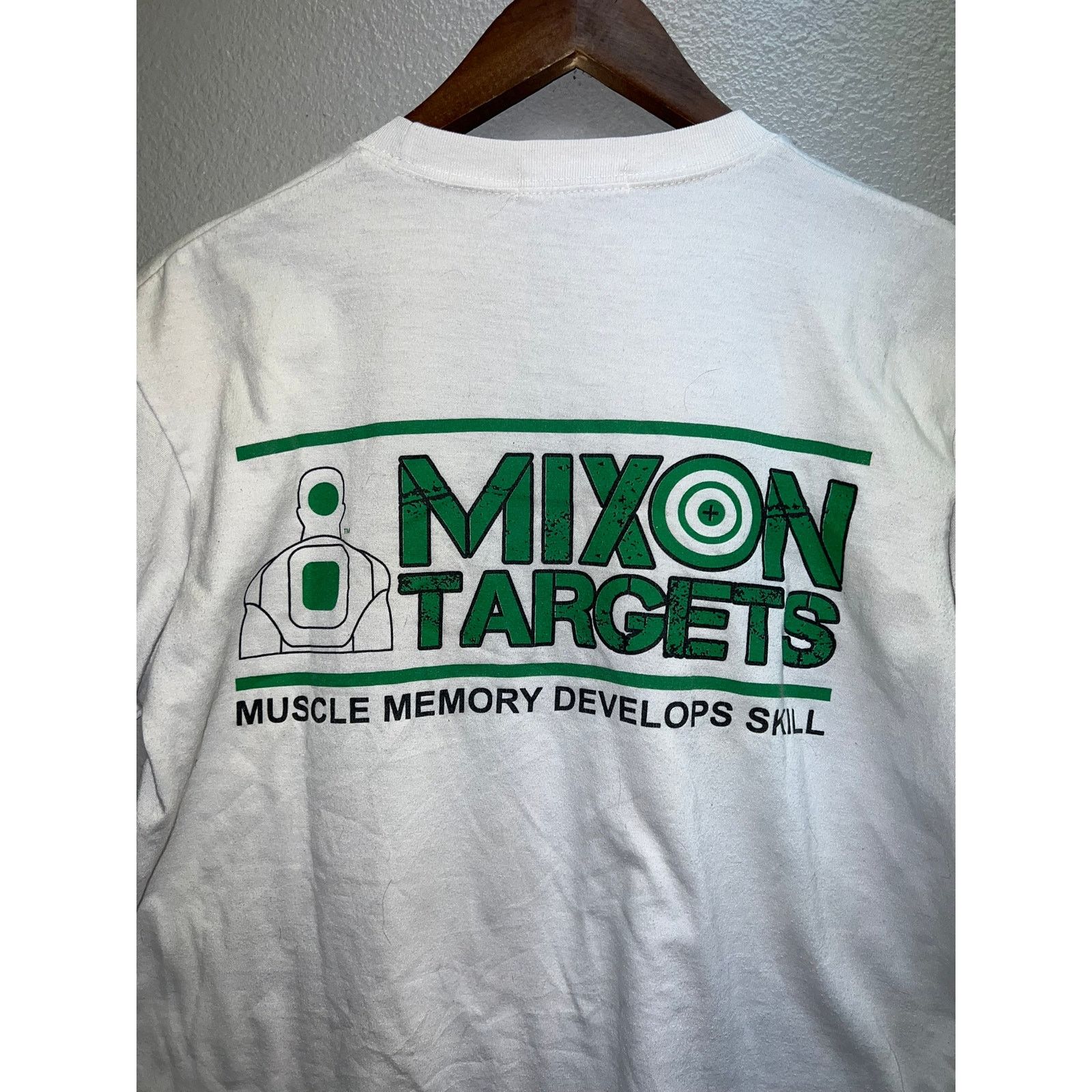 Vintage Mixon Targets Shirt Zombie Graphic Muscle Memory White Tee M Size US M / EU 48-50 / 2 - 6 Thumbnail
