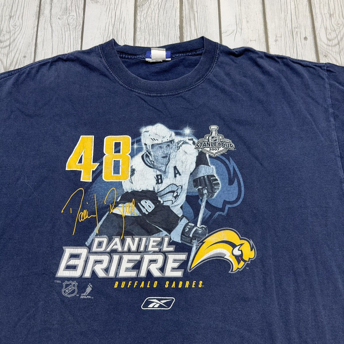NHL × Reebok Buffalo Sabres Daniel Briere tee Size US XL / EU 56 / 4 - 3 Thumbnail