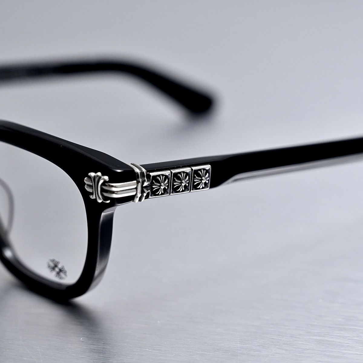 Chrome Hearts CHROME HEARTS SMOKE SHOW GLASSES Size ONE SIZE - 4 Thumbnail