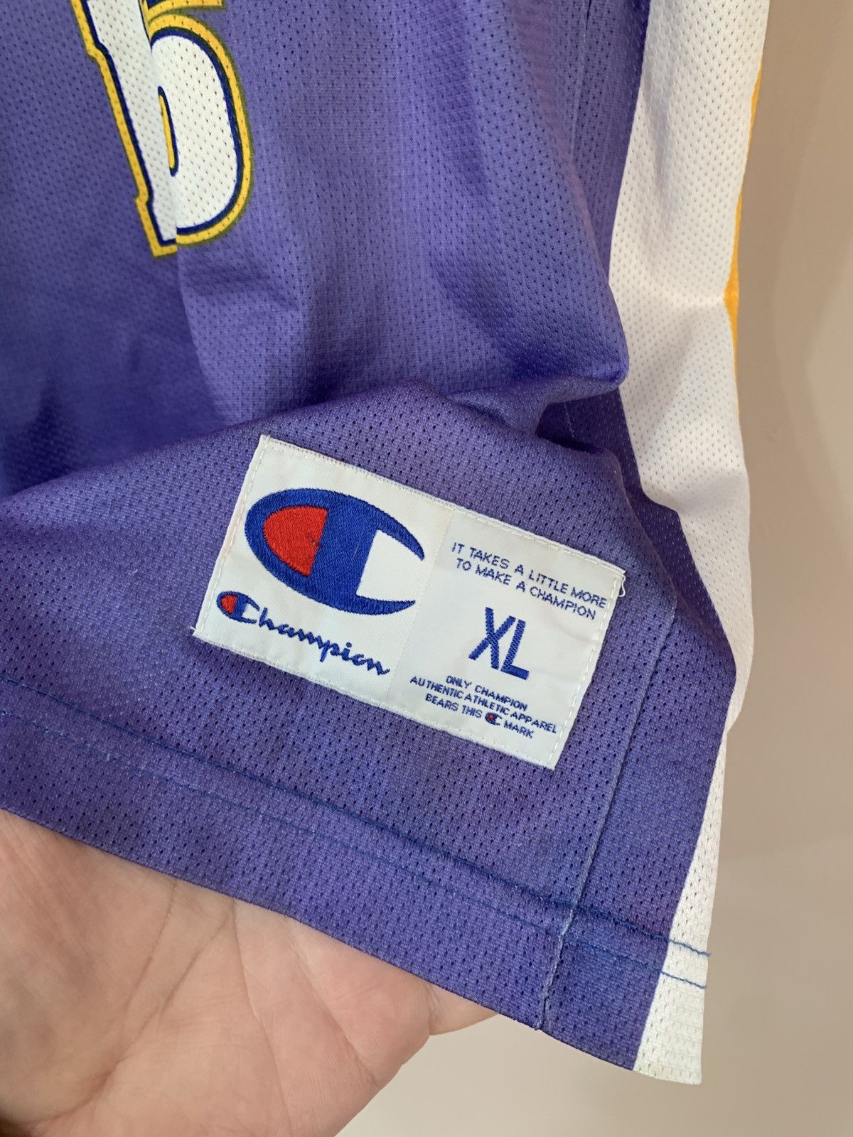 Champion × NBA × Vintage Denver Nuggets Basketball Jersey Vintage NBA ANTHONY #15 Size US S / EU 44-46 / 1 - 8 Thumbnail