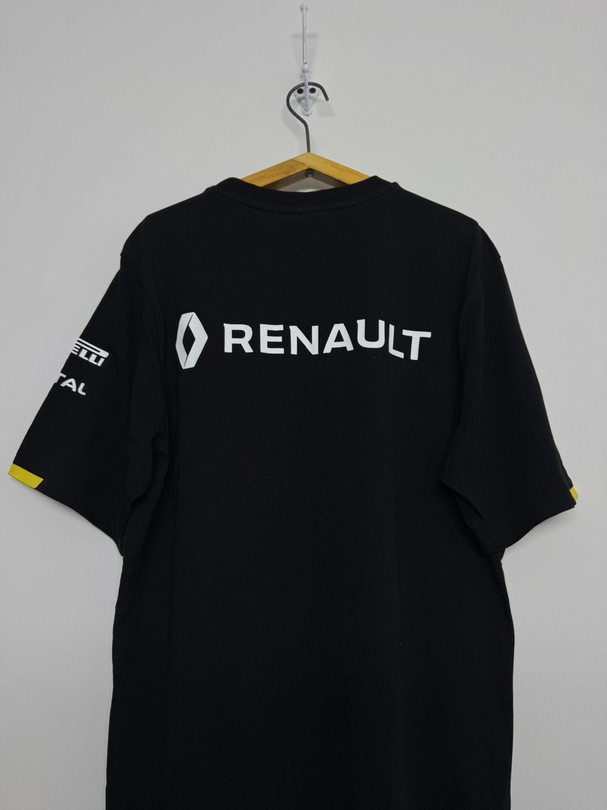 Vintage Infiniti Renault Racing Team Formula One Polo Shirt Jersey Size US L / EU 52-54 / 3 - 4 Thumbnail
