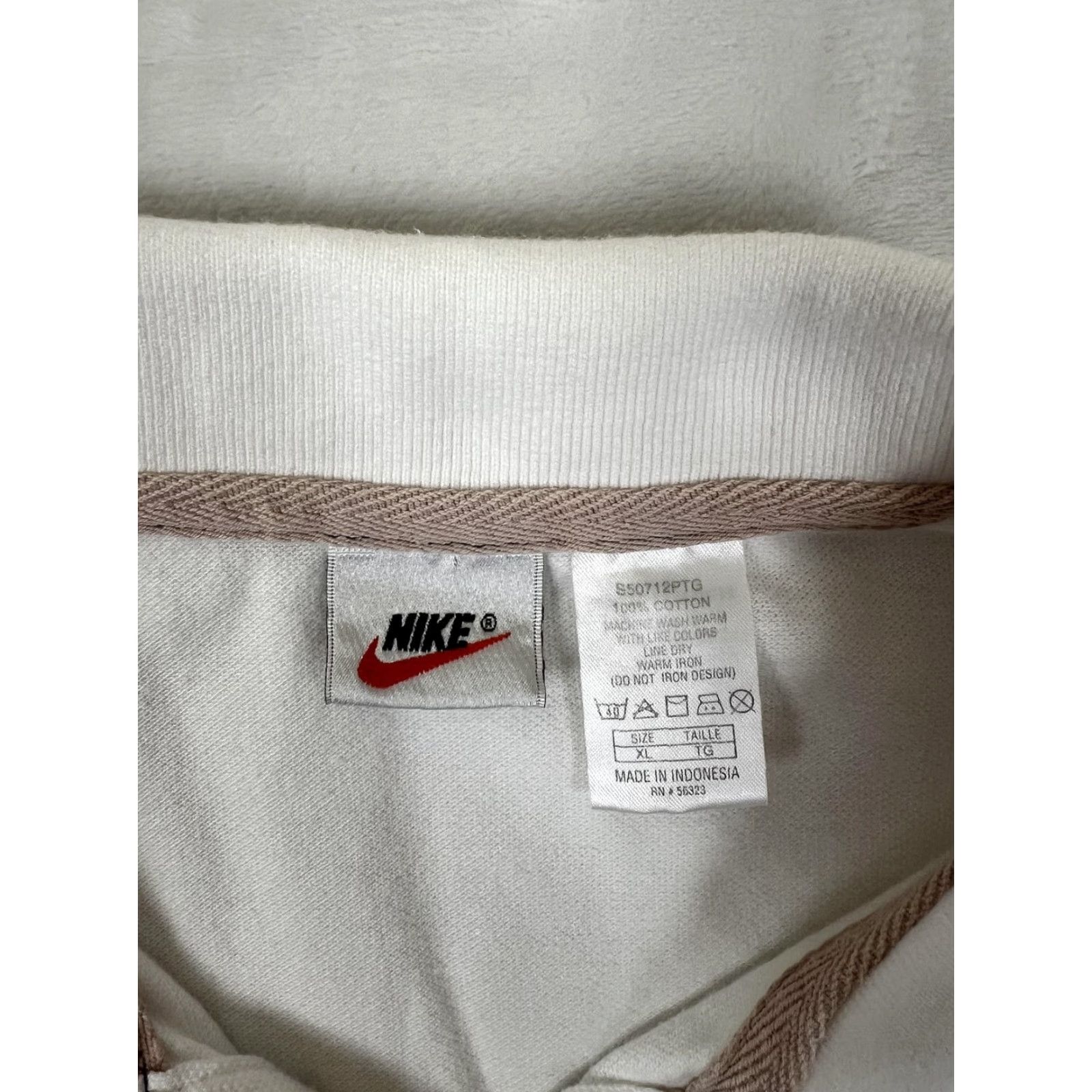 Nike Nike Air Polo Shirt Mens XL White Short Sleeve Embroidered Swoosh Logo Size US XL / EU 56 / 4 - 3 Thumbnail