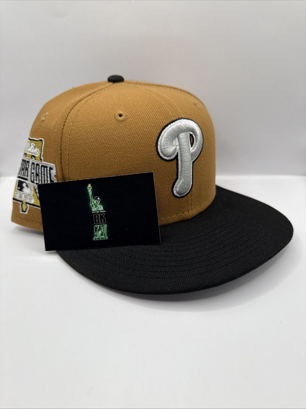 Hatclub “music pack” phillies size 7 1/8