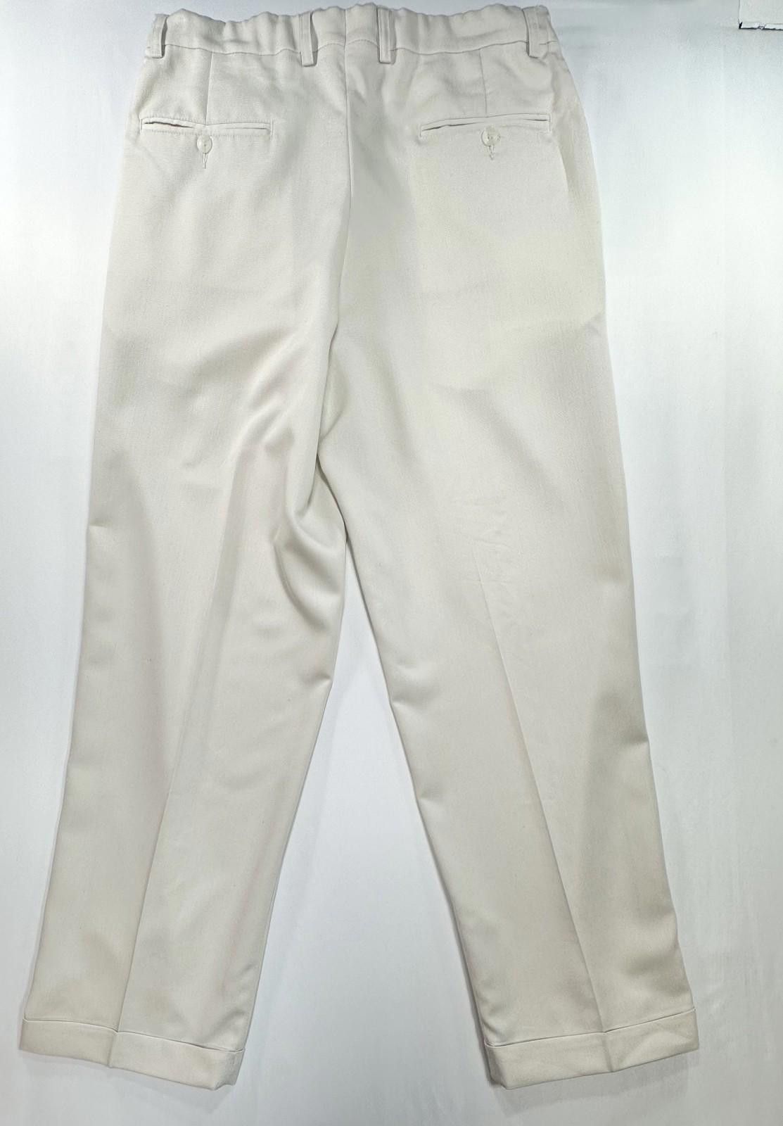 Liz Claiborne Claiborne Elements Straight Leg Chinos Beige Mens 32/30 Size US 32 / EU 48 - 2 Thumbnail