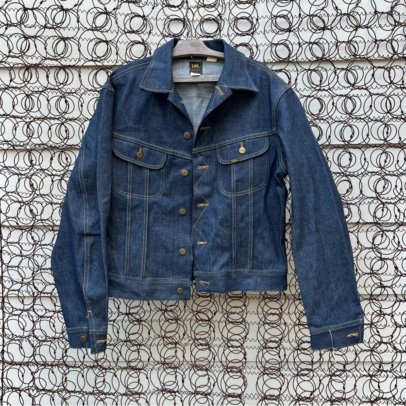 image of 70's Lee 220-0041 Sanforized Denim Trucker Jacket 44 Long NWT in Blue, Men's (Size Large)