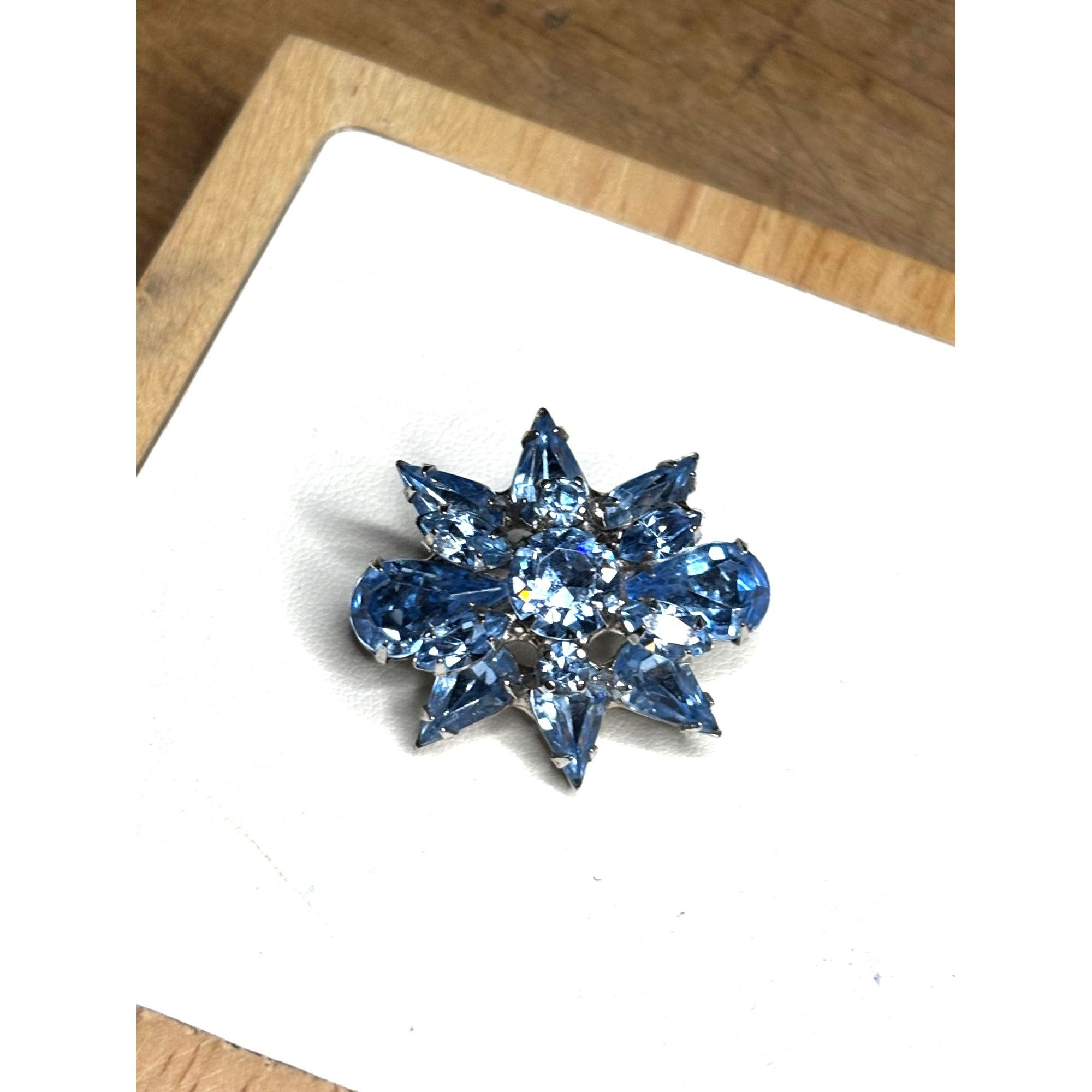 & Other Stories Vintage Blue Rhinestone Snowflake Brooch Size ONE SIZE - 6 Thumbnail