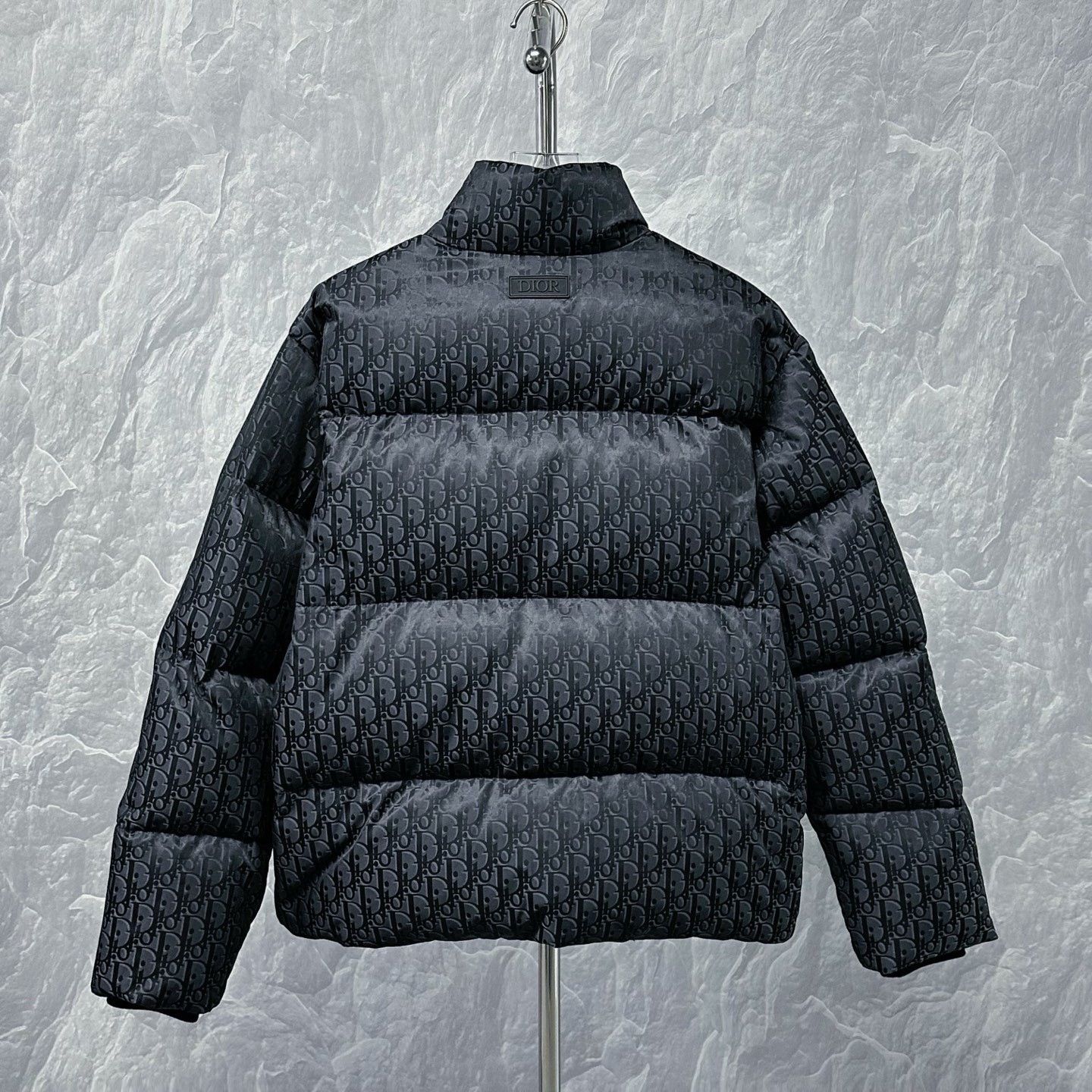 Dior DIOR SS26 Oblique Puffer Jacket Size US M / EU 48-50 / 2 - 4 Thumbnail