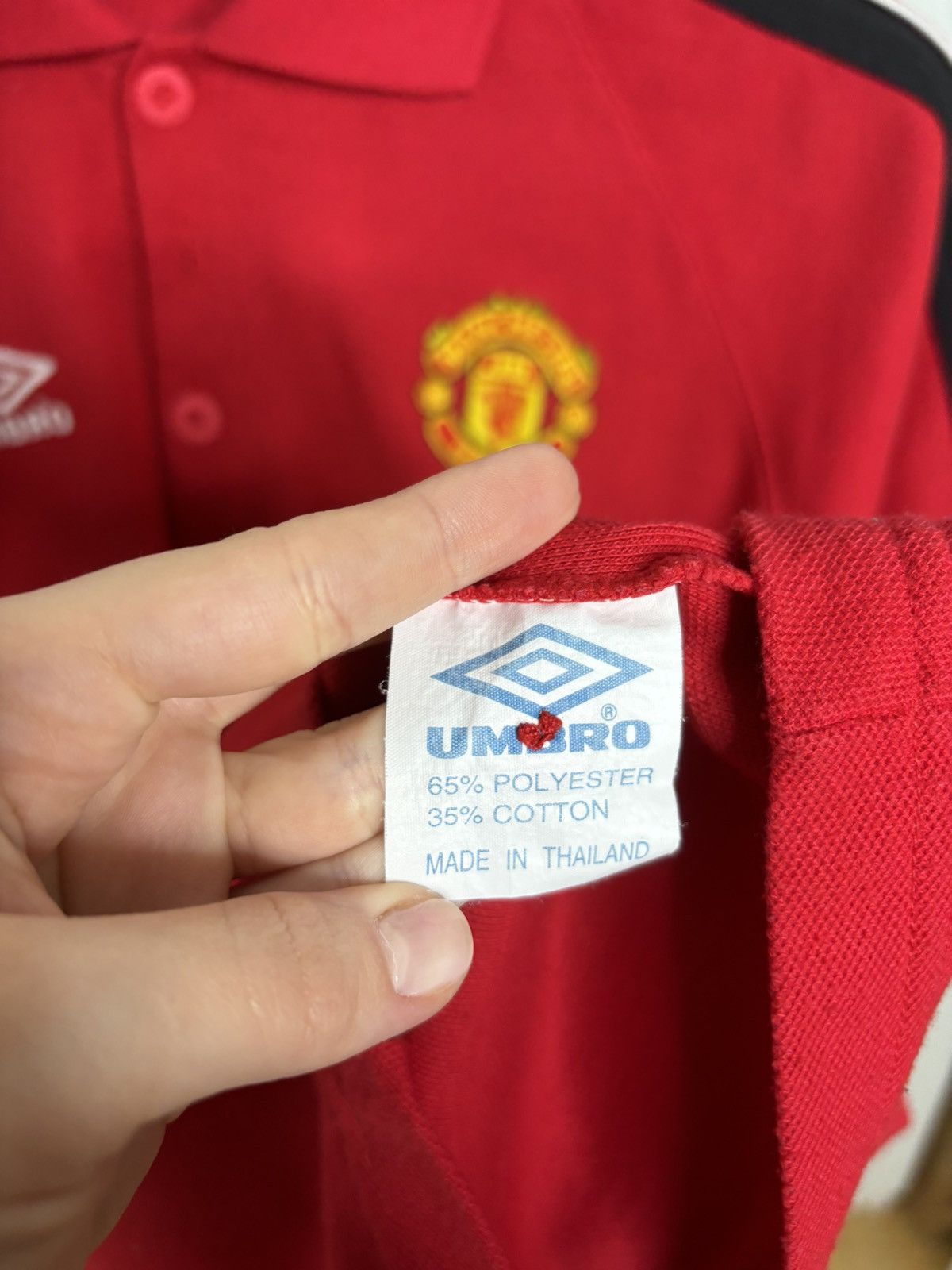 Umbro Vintage Umbro Manchester United soccer jersey rare size M Size US M / EU 48-50 / 2 - 5 Thumbnail