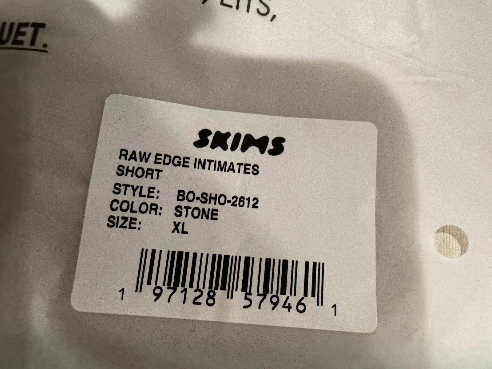 Kim Kardashian Skims NWT limited edition raw edge shorts Size ONE SIZE - 3 Thumbnail