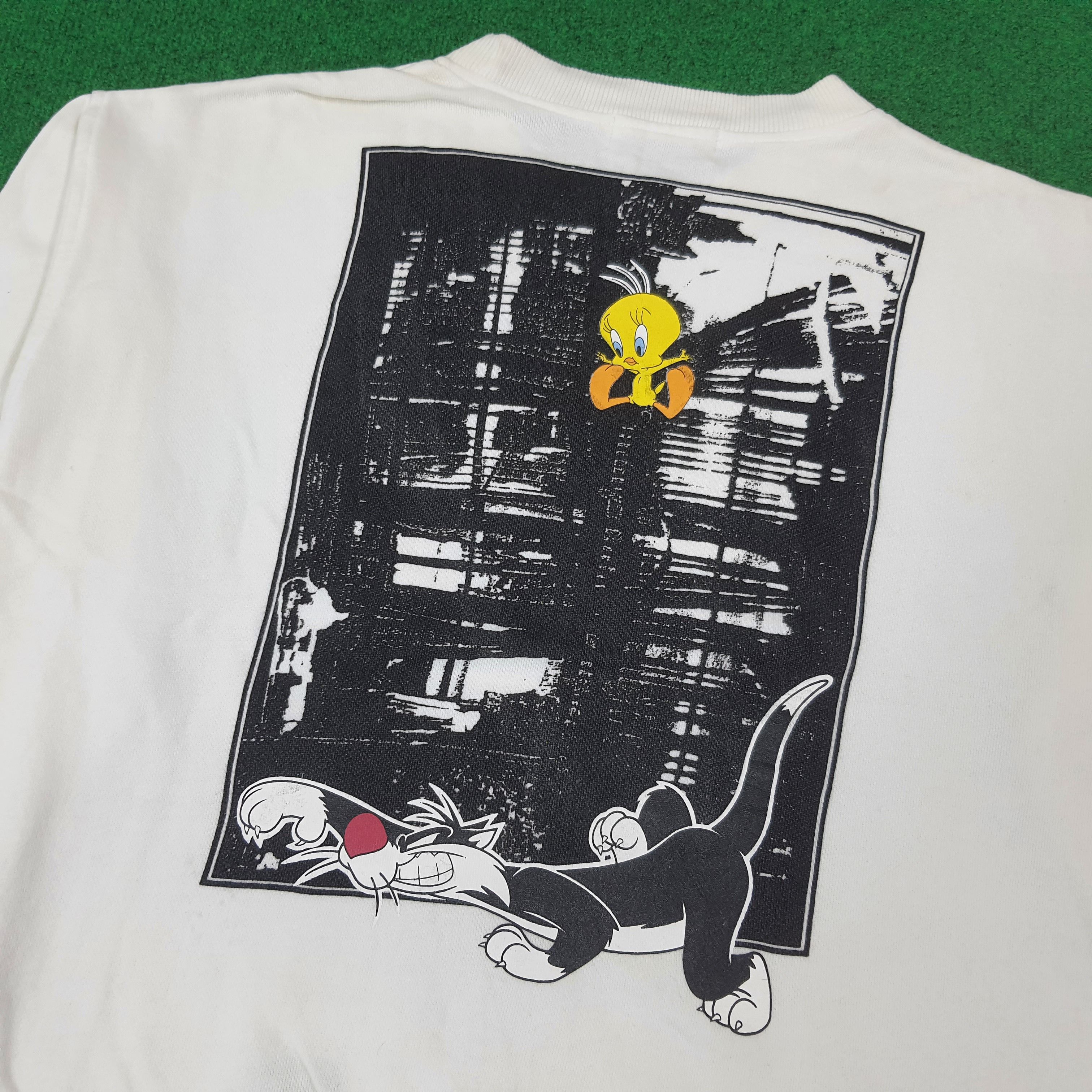 Warner Bros Vintage Warner Bros Looney Tunes Sweatshirt C268N1 Size US L / EU 52-54 / 3 - 2 Thumbnail