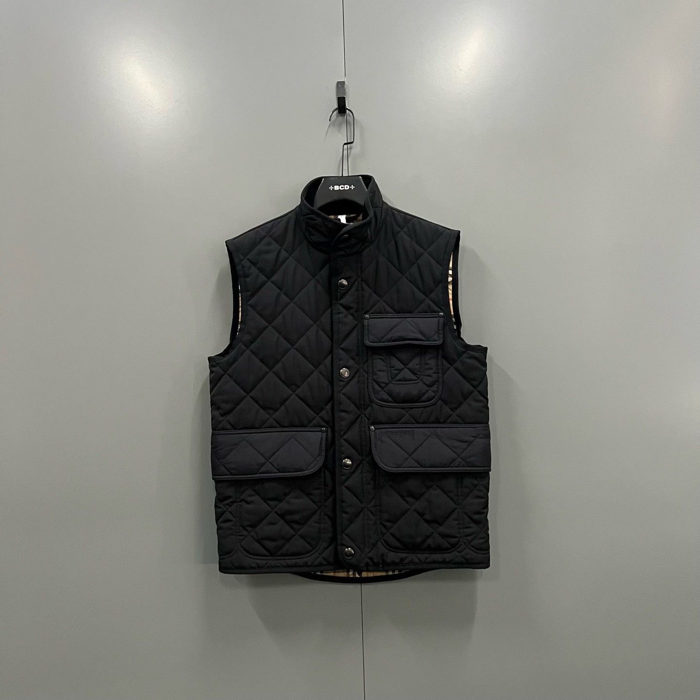 Burberry Burberry Cotton Black Vest S Women Size S / US 4 / IT 40 - 1 Thumbnail