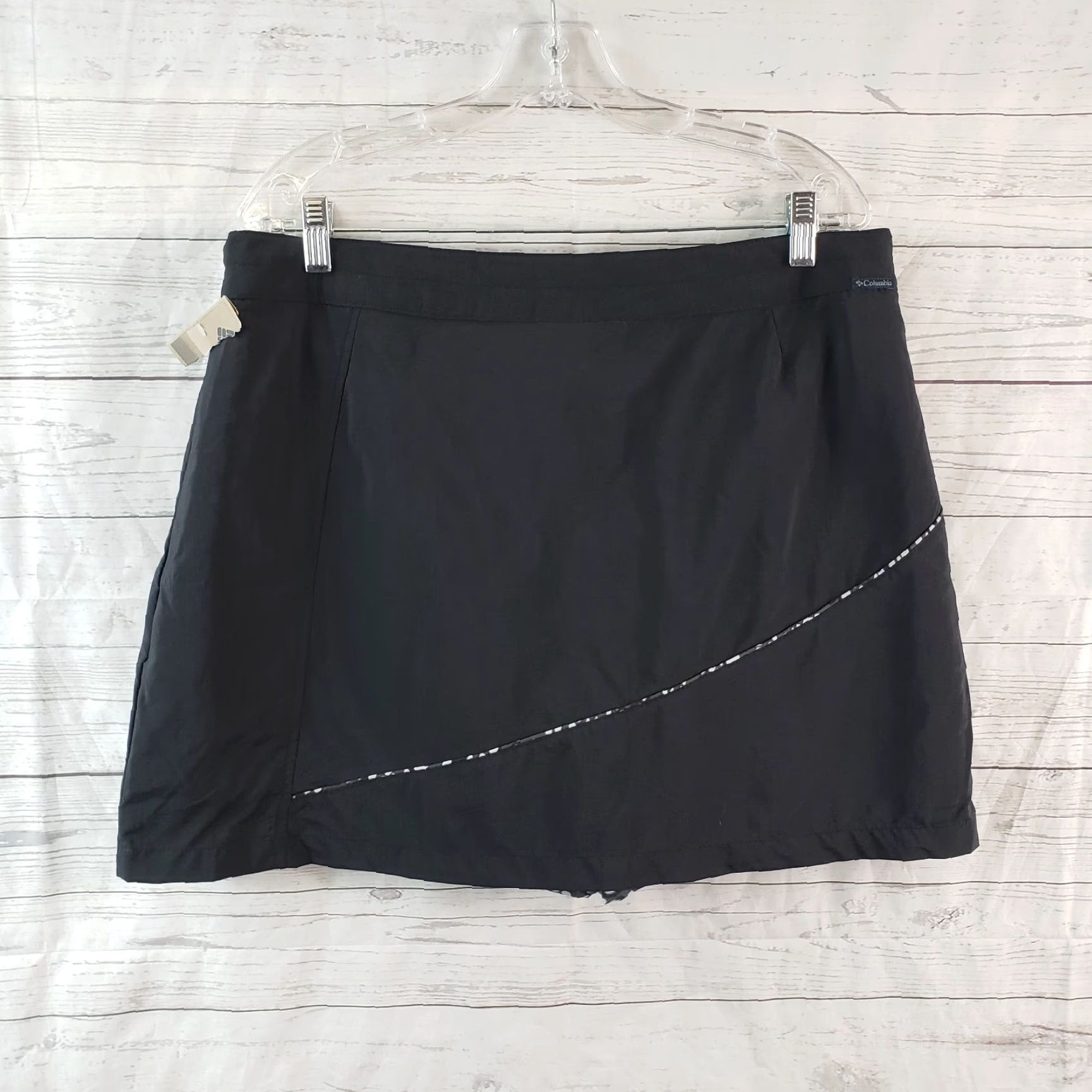 Vintage Columbia Womens Skort Skirt 14 Black Nylon Skort Removable Shorts Convertible 100% Nylon Casual A-Line (Adult) Womens Size 36" / US 14 / IT 50 - 2 Thumbnail