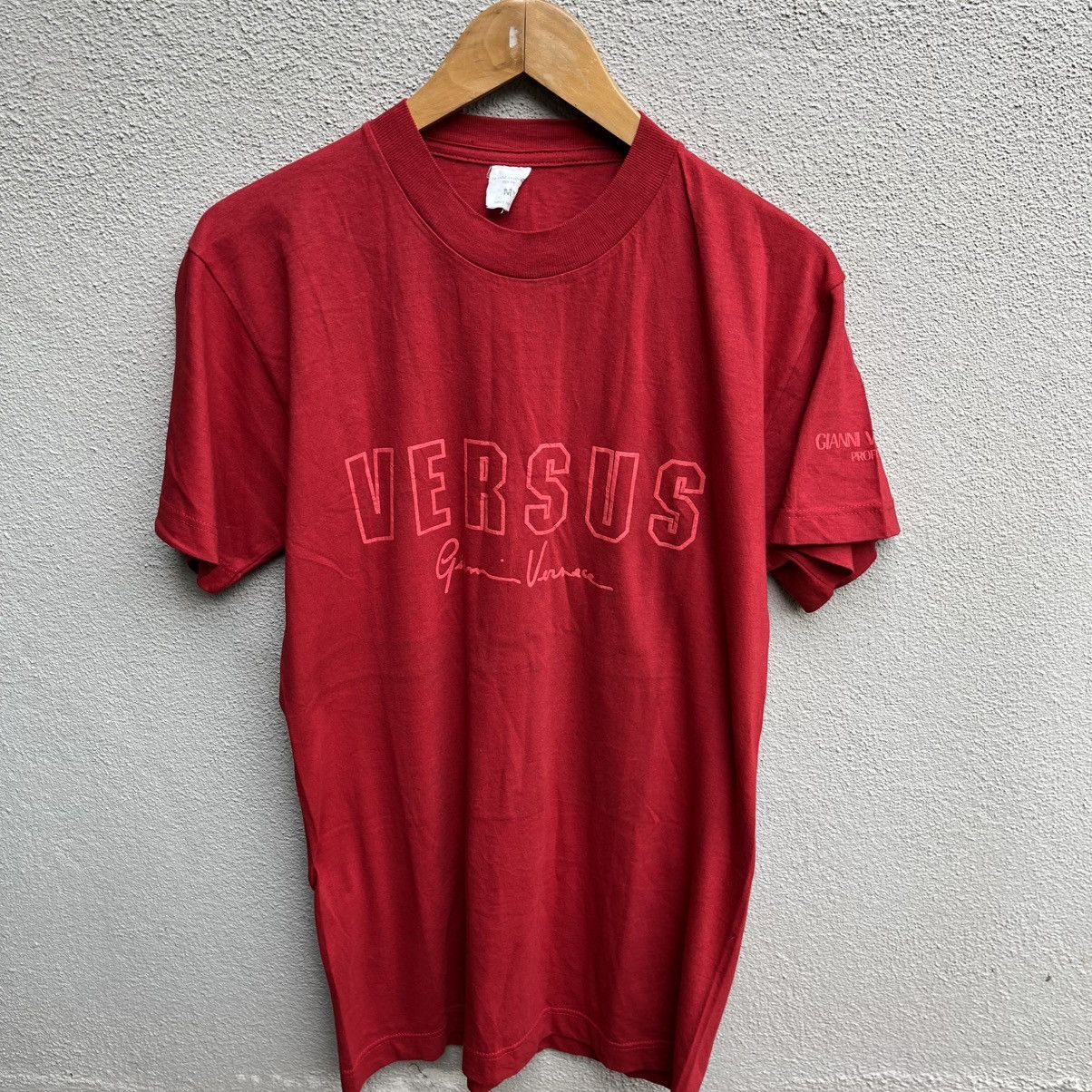 Versus Versace VERSUS by Gianni Versace promo tee perfume Size US M / EU 48-50 / 2 - 2 Thumbnail