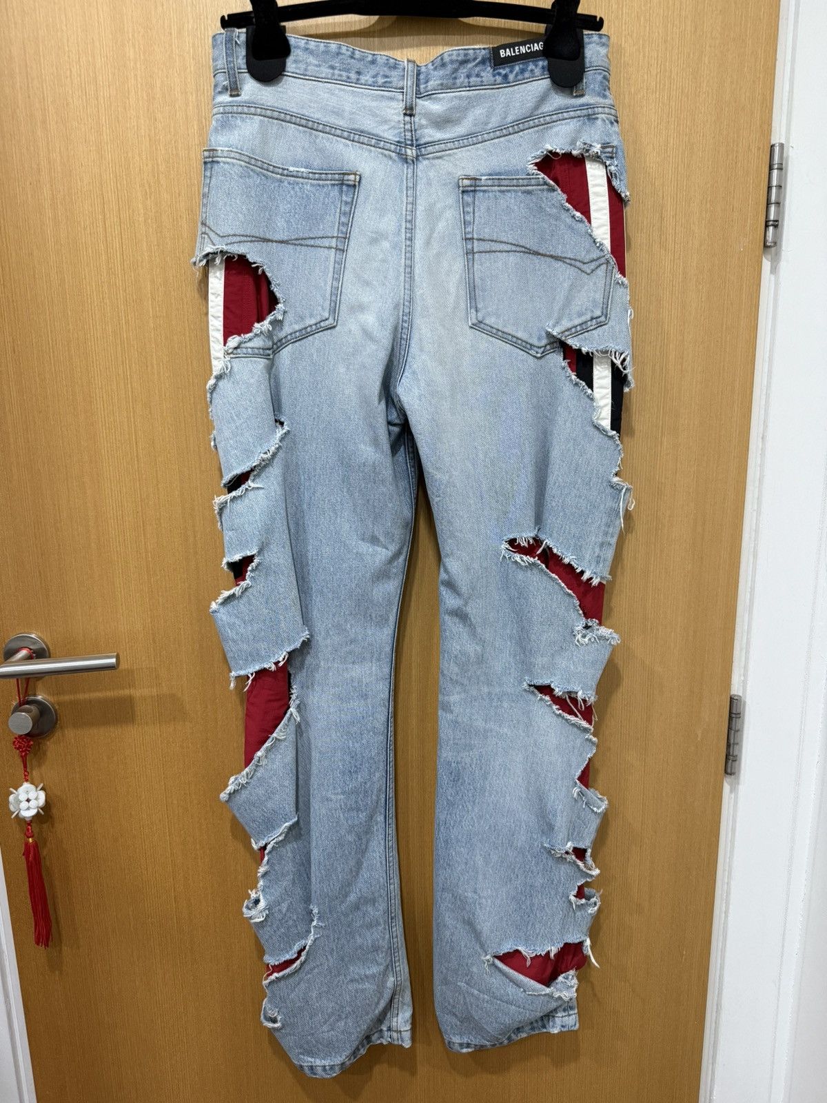Balenciaga Balenciaga Fall 21 Slashed denim Jeans Size US 32 / EU 48 - 2 Thumbnail