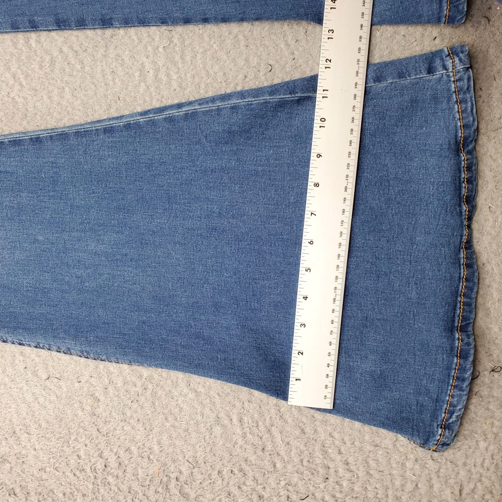 Vintage American Bazi Flare Jeans Women Medium Blue Denim Stretch Faded Boho Bell Bottom Size 32" / US 10 / IT 46 - 5 Thumbnail