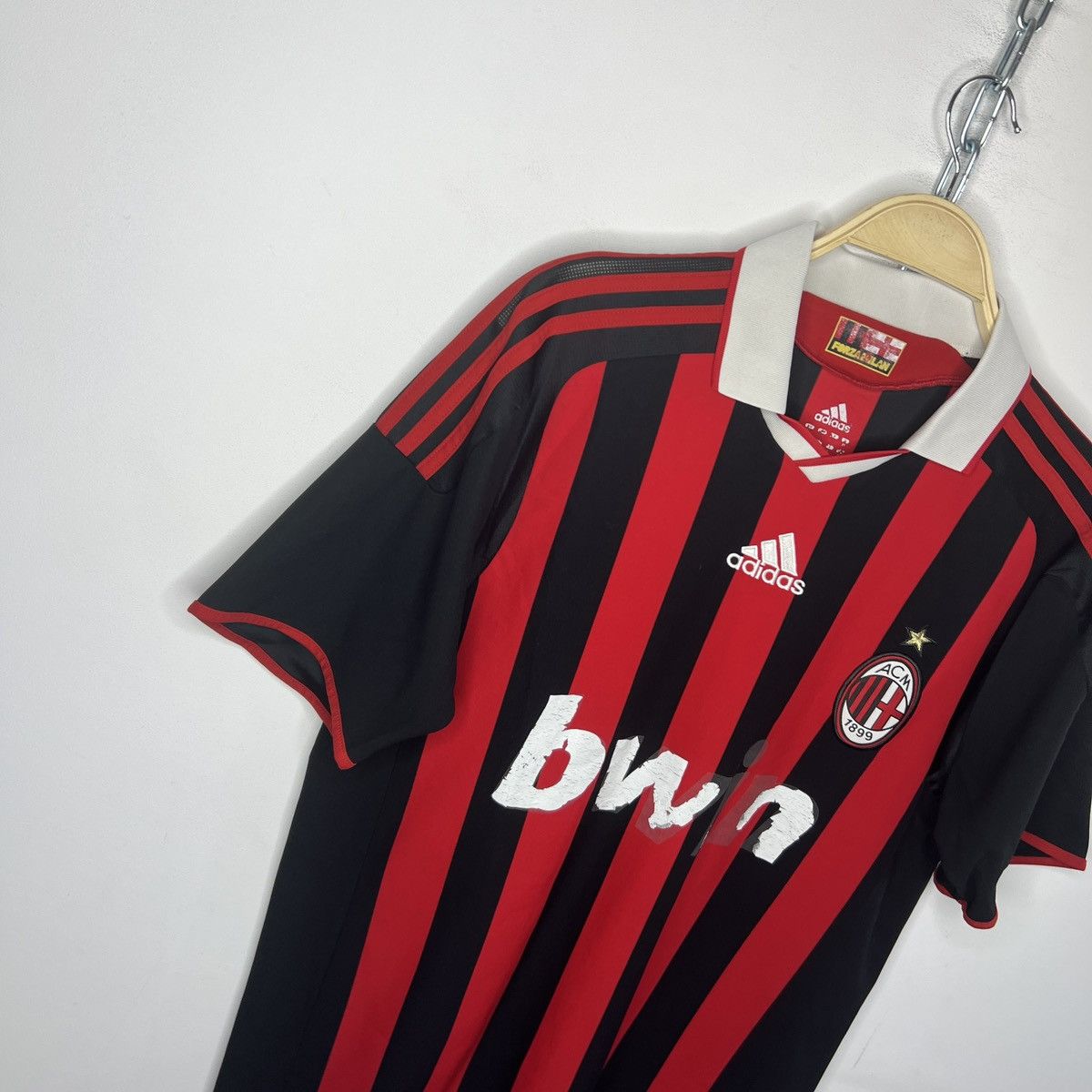 Adidas Authentic 09-10 Ronaldinho AC Milan Home Soccer Jersey Size US M / EU 48-50 / 2 - 4 Thumbnail