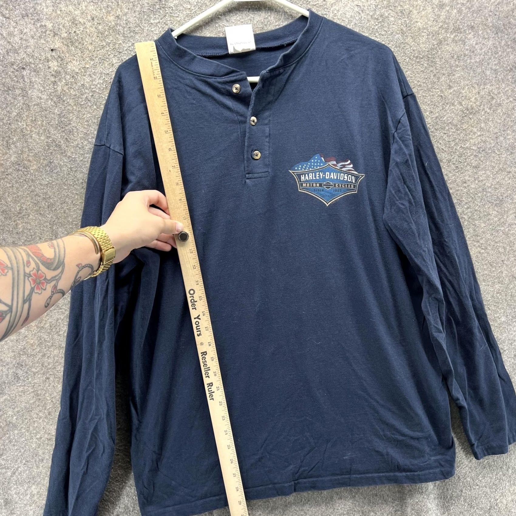 Harley Davidson Harley-Davidson Shirt Mens Large Navy Long Sleeve Henley Flag Graphic USA Shirt Mens L Navy Long Sleeve Henley Graphic USA Harley-Davidson Mens Size US L / EU 52-54 / 3 - 5 Thumbnail