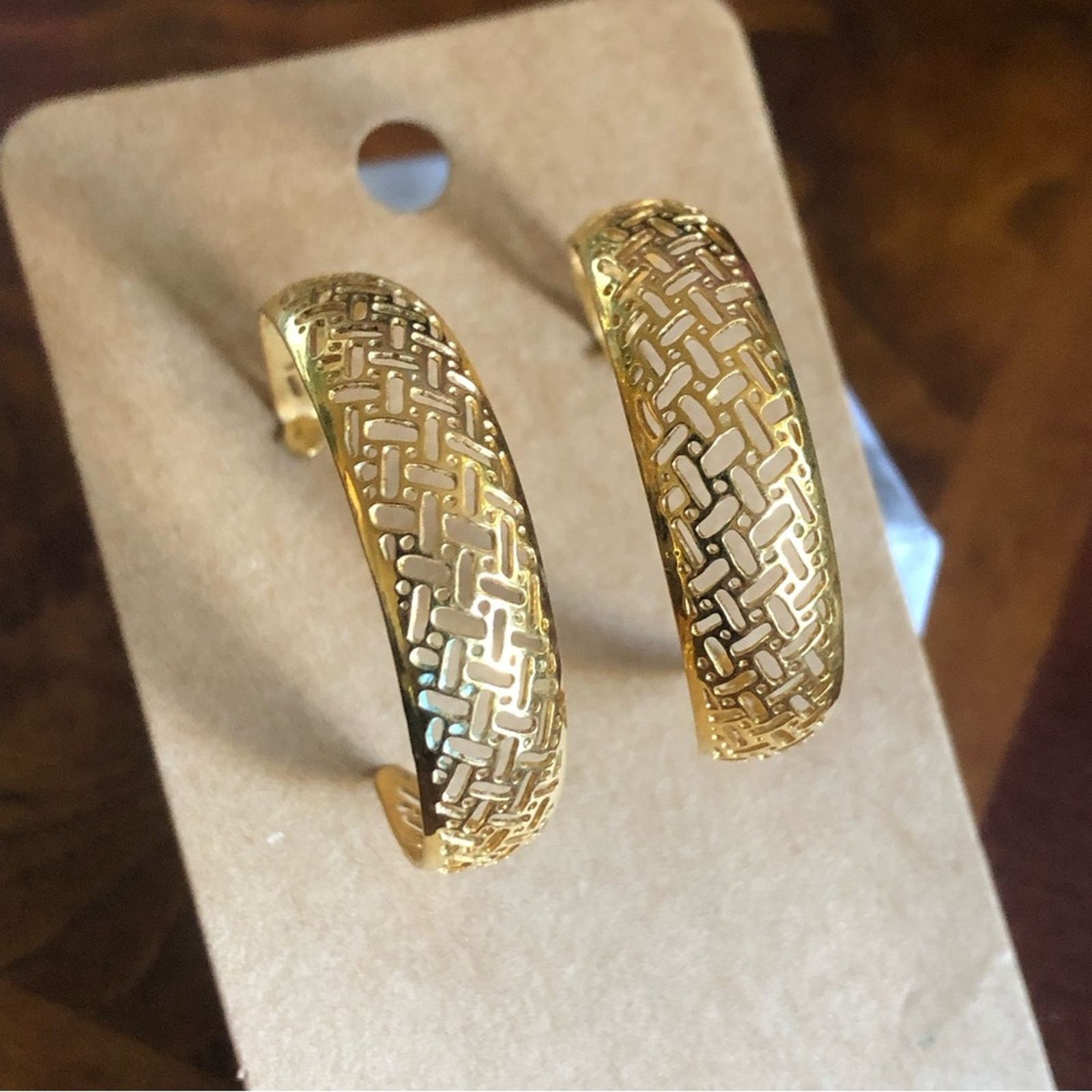 Vintage Vintage 90s gold plated cut out design hoop earrings Size ONE SIZE - 4 Thumbnail