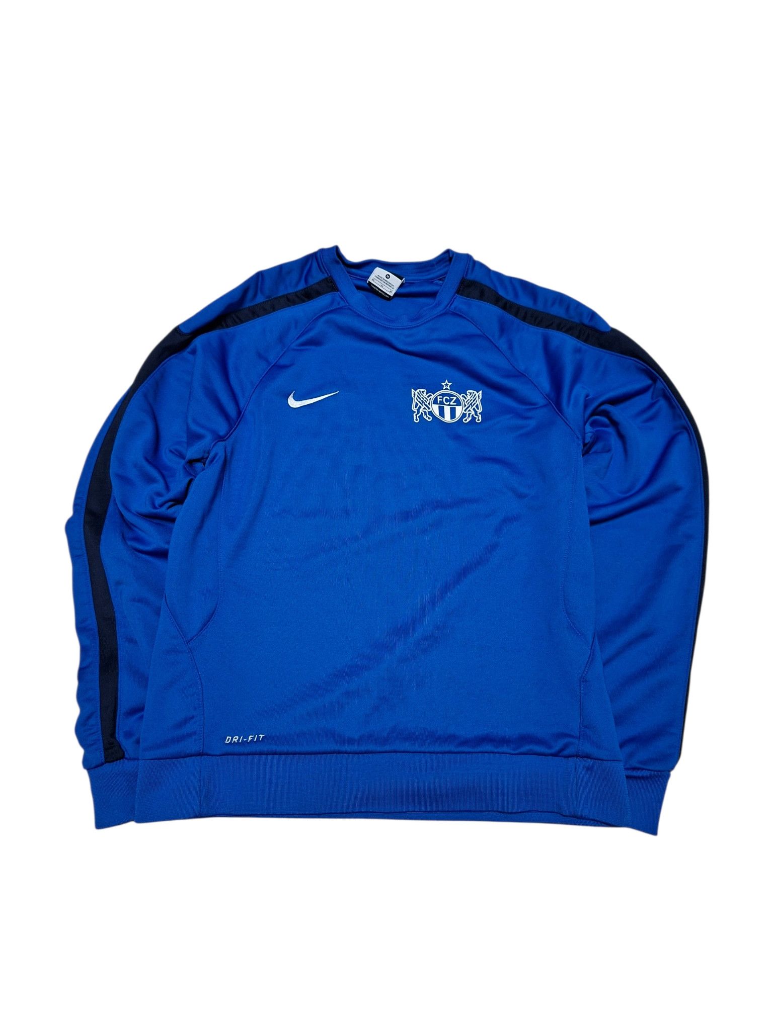 Nike ZURICH NIKE VINTAGE 2011 SWITZERLAND SOCCER SWEATSHIRT Size US M / EU 48-50 / 2 - 1 Thumbnail