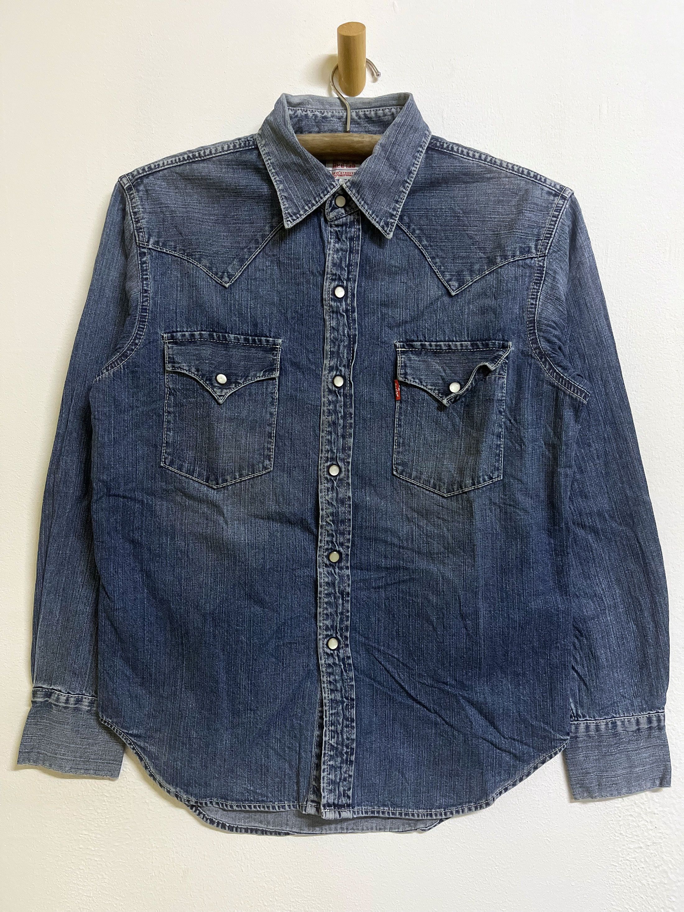 Levi's Vintage Clothing Vintage Levis Red Tab Light Denim Snap Button Shirt Size US M / EU 48-50 / 2 - 1 Thumbnail