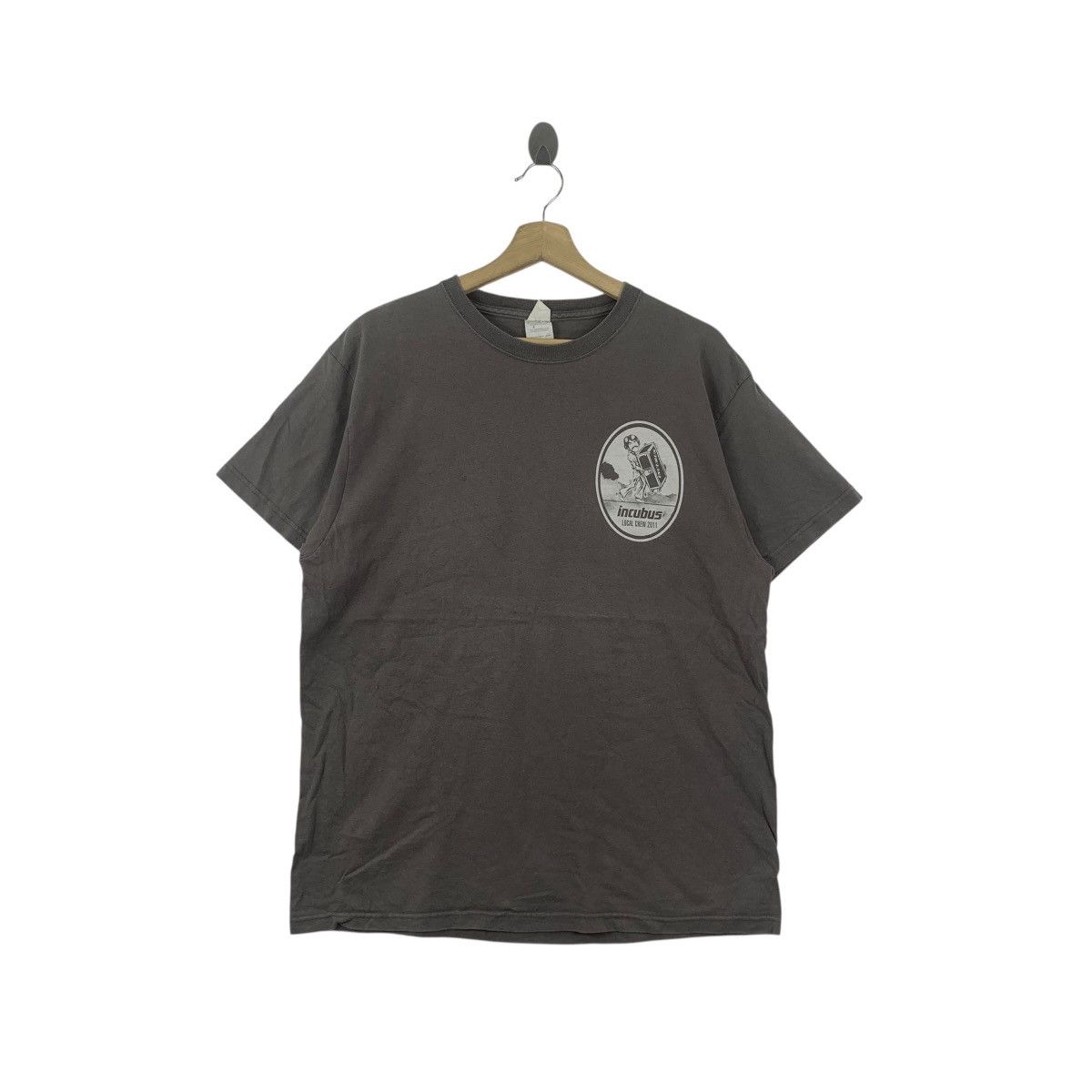 Band Tees Vintage INCUBUS BAND Local Crew 2011 Tour Tee Shirt Rock Size US L / EU 52-54 / 3 - 1 Thumbnail
