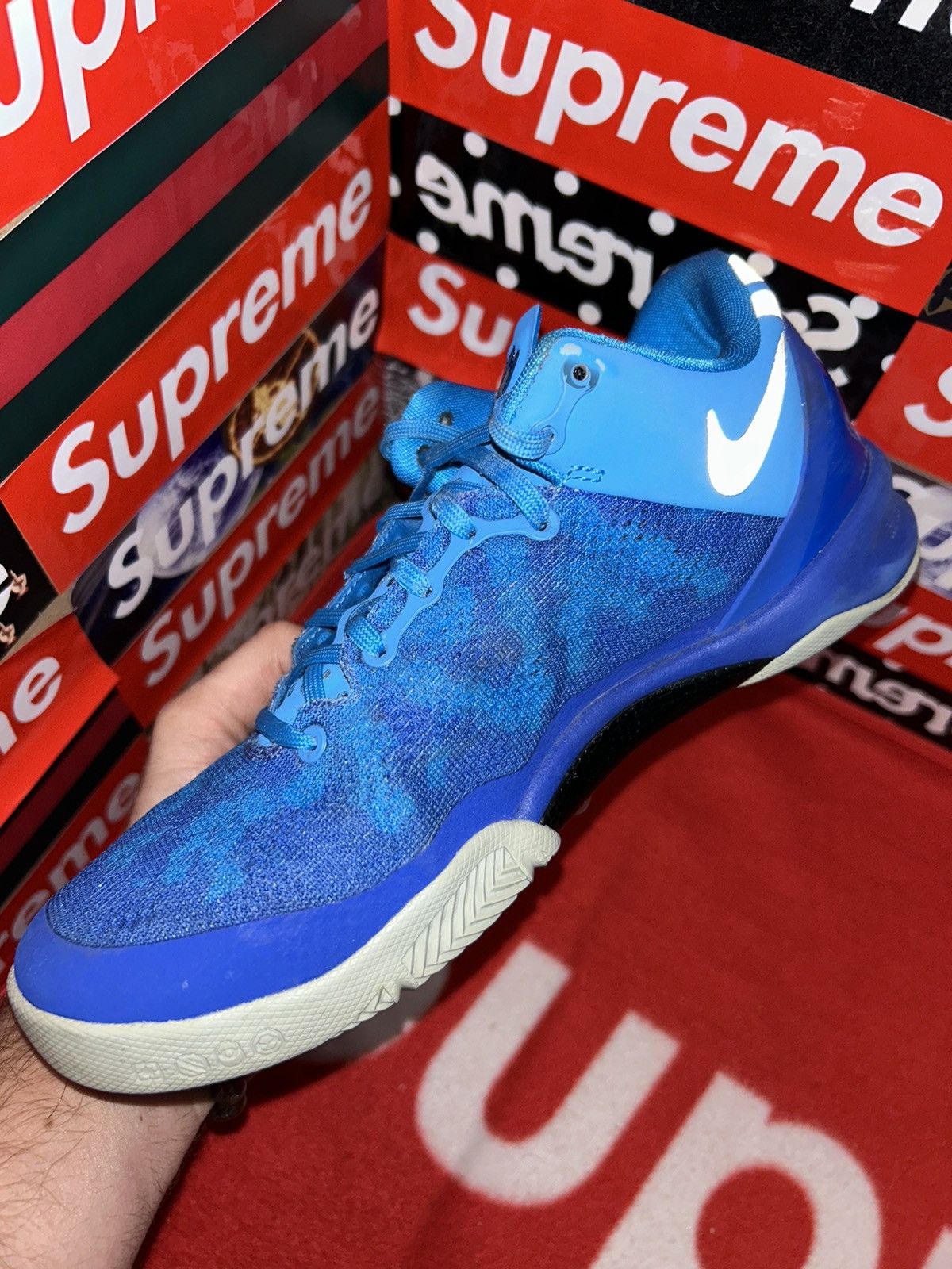 Nike Nike Kobe 8 Blue Coral Snake GS 555586-400 size 5.5y Size US 5.5 / EU 38 - 9 Thumbnail