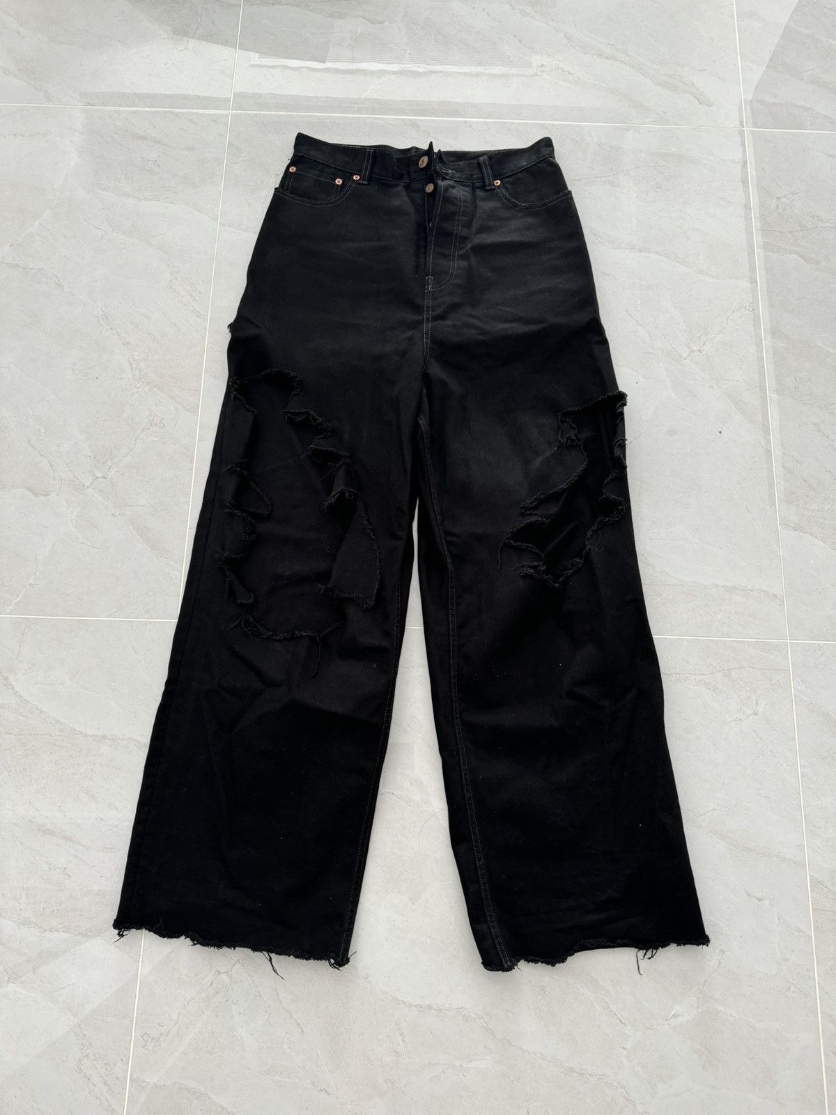 Balenciaga *RARE* RUNWAY BLACK TORN DENIM Sz. S Size US 32 / EU 48 - 4 Thumbnail