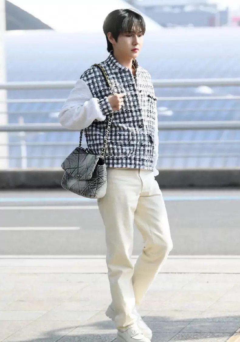 Chanel Chanel Plaid pearl stitching four-pocket knitted jacket Size XS / US 0-2 / IT 36-38 - 9 Thumbnail