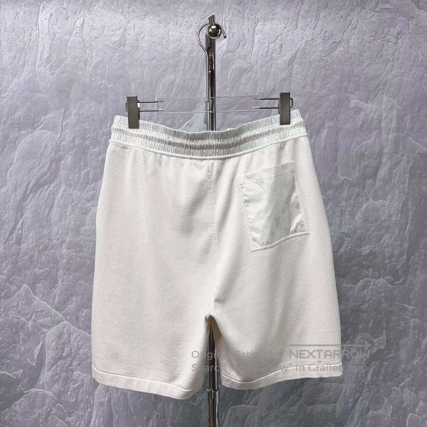 Louis Vuitton louis vuitton white printed shorts medium. Size US 38 / EU 54 - 4 Thumbnail