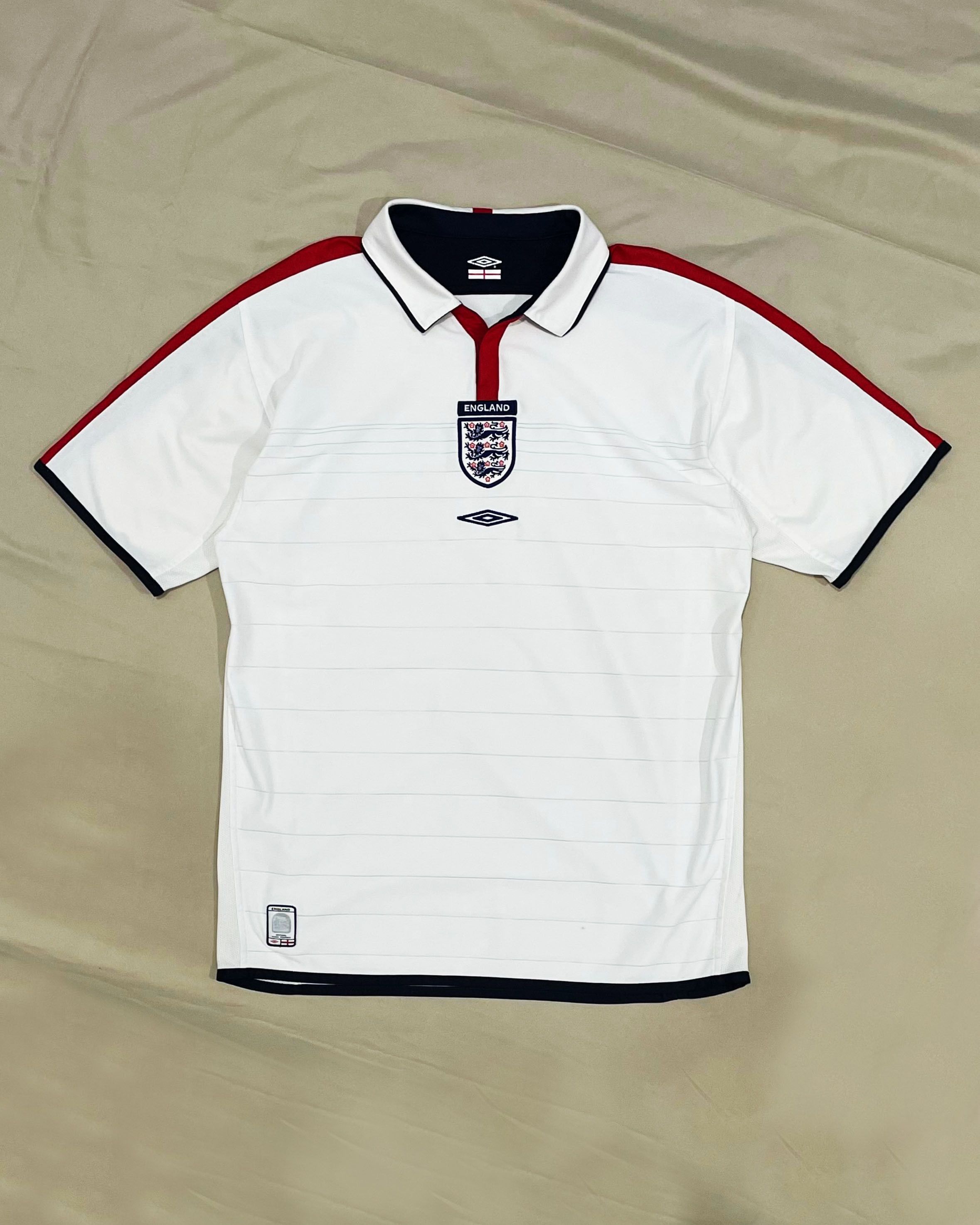 Umbro England Home Kit 2003 2004 2005 Size US L / EU 52-54 / 3 - 1 Thumbnail