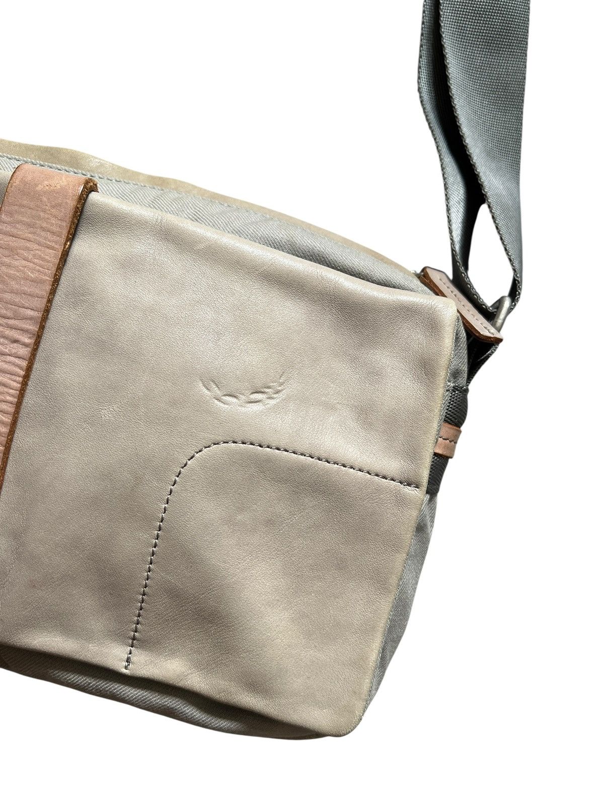 Yohji Yamamoto Yohji Yamamoto Y’SACCS Leather + Canvas Sling Bag Size ONE SIZE - 4 Thumbnail