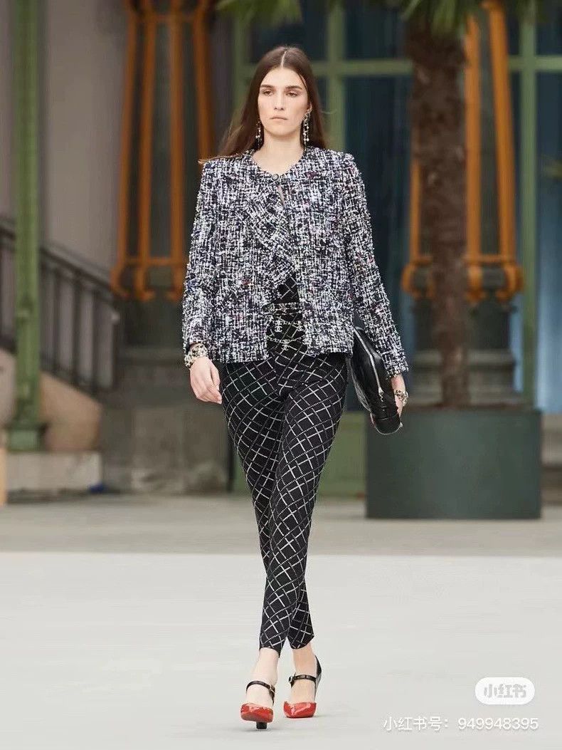 Chanel Chanel Black tweed coat Size XS / US 0-2 / IT 36-38 - 5 Thumbnail