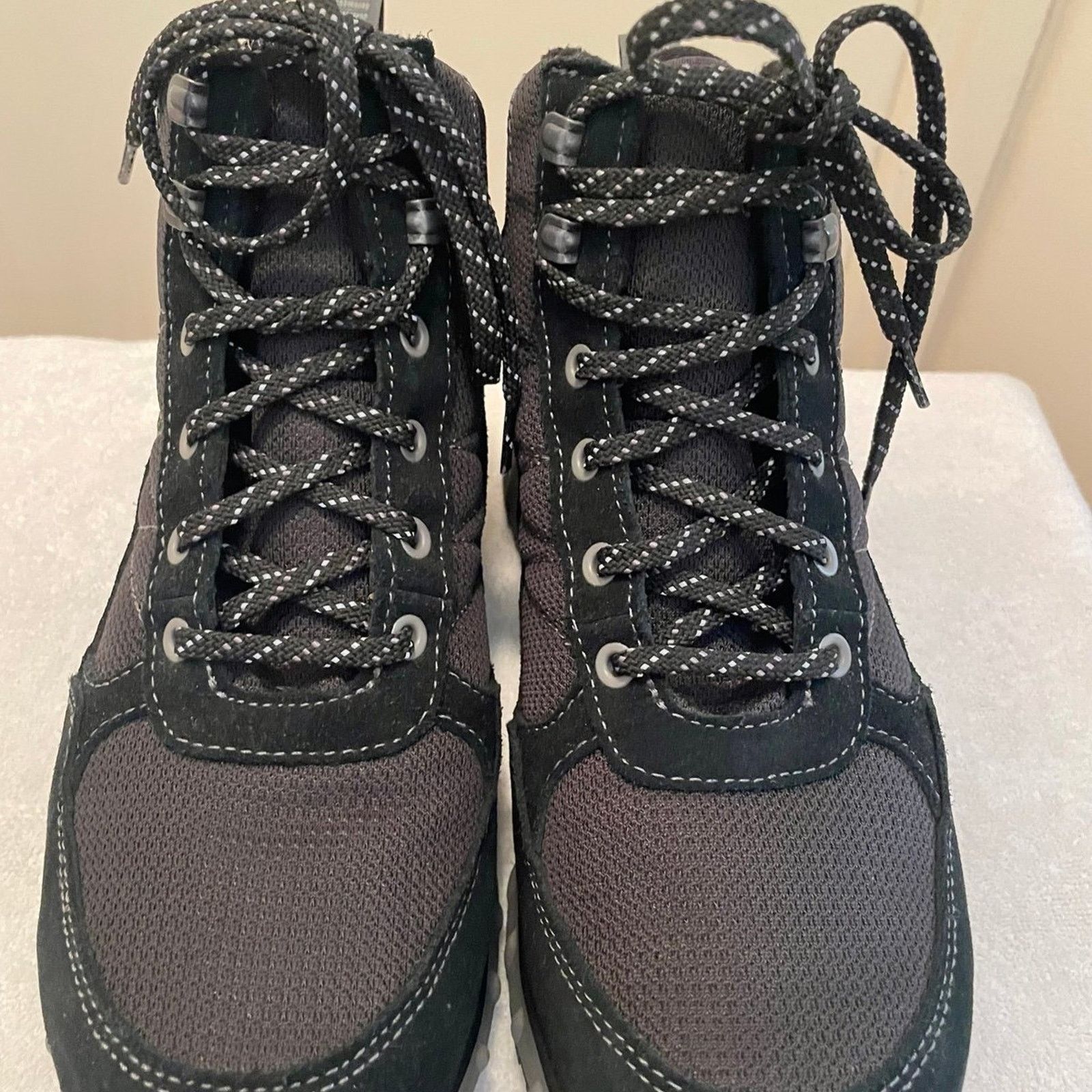 L.L. Bean L.L. Bean Snow Sneaker 5 Boots Size US 8 / EU 41 - 3 Thumbnail