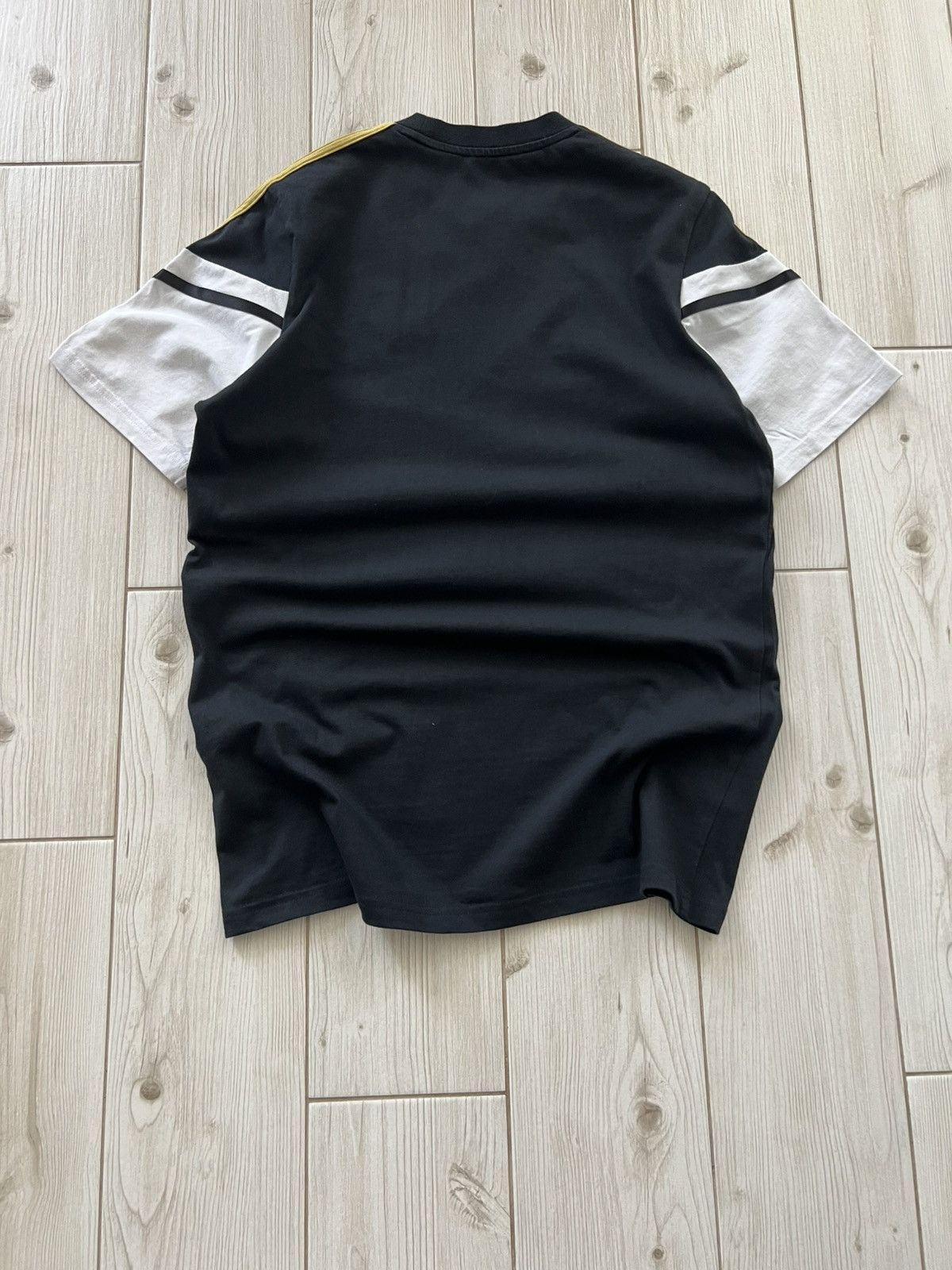Adidas Juventus 2022/23 Training Football Shirt Jersey Adidas Men Size US M / EU 48-50 / 2 - 5 Thumbnail