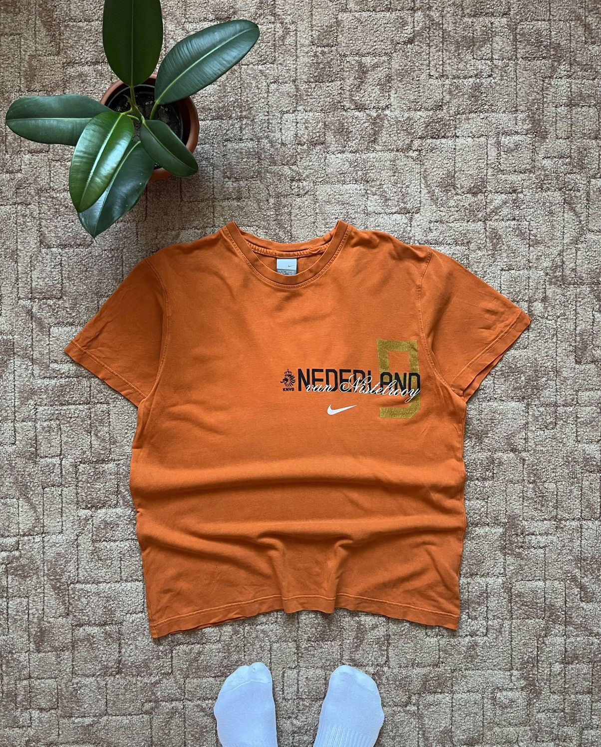 Nike Vintage Nike 00's Netherlands #9 V. Nistelrooy T-shirt Size US S / EU 44-46 / 1 - 1 Thumbnail